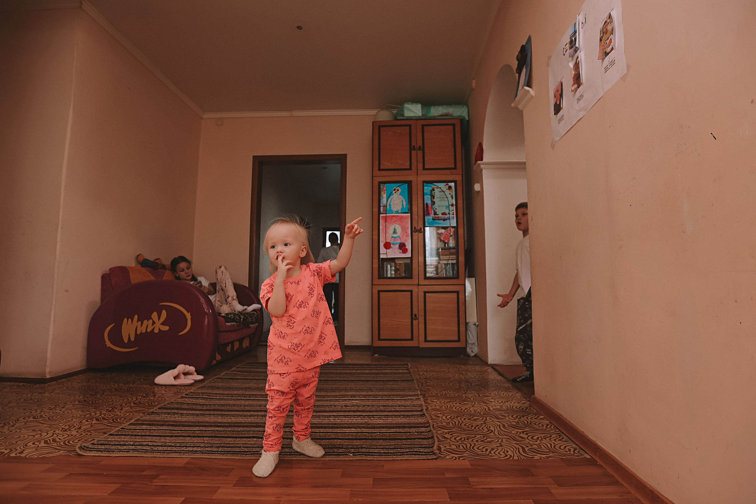 Большая семья репортаж. Семейный фотограф Тюмень, фотограф на роды Салмина Мария