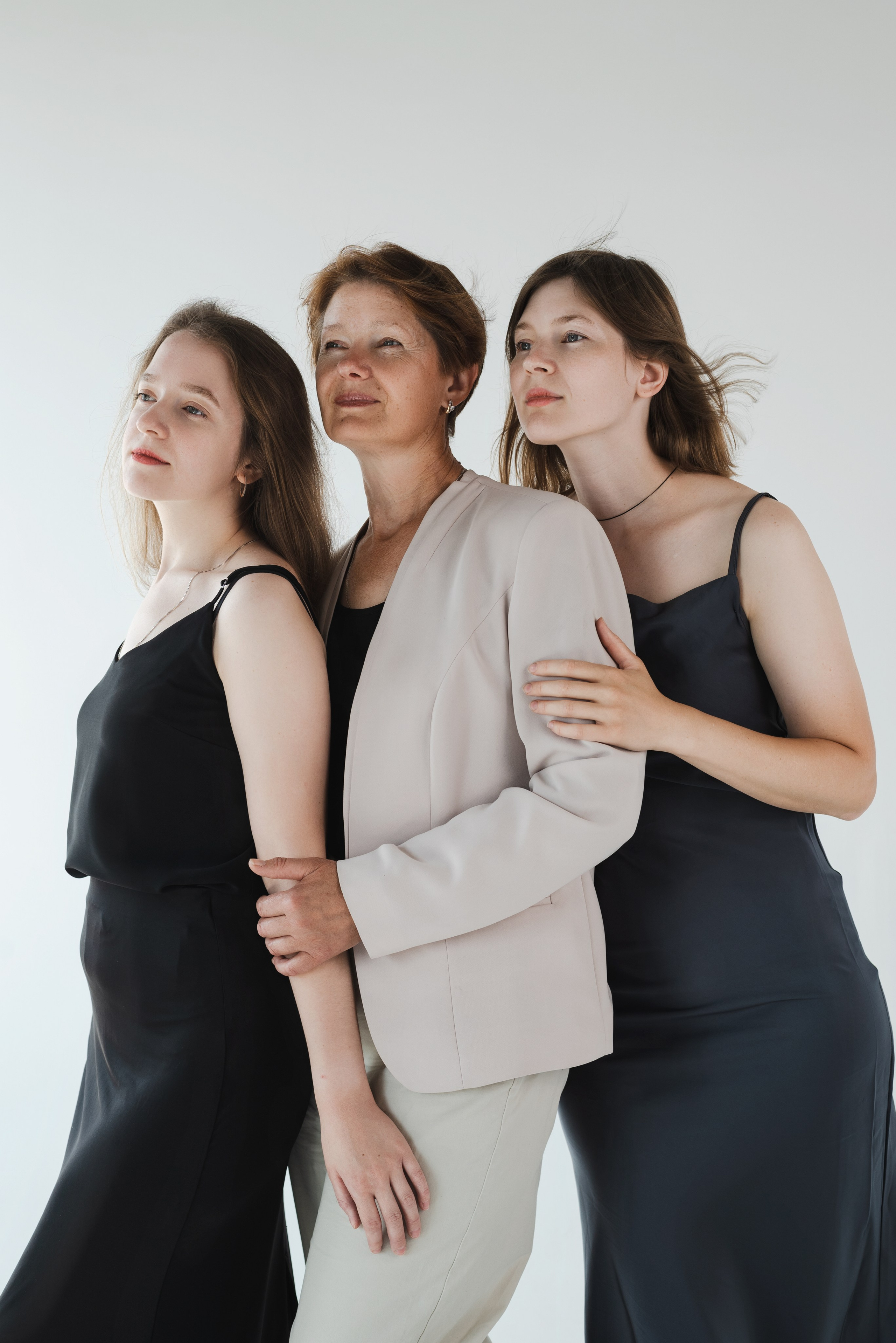 Семейная фотосессия минимализм. Фотограф в Воронеже. Портреты, контент, семейные сьемки