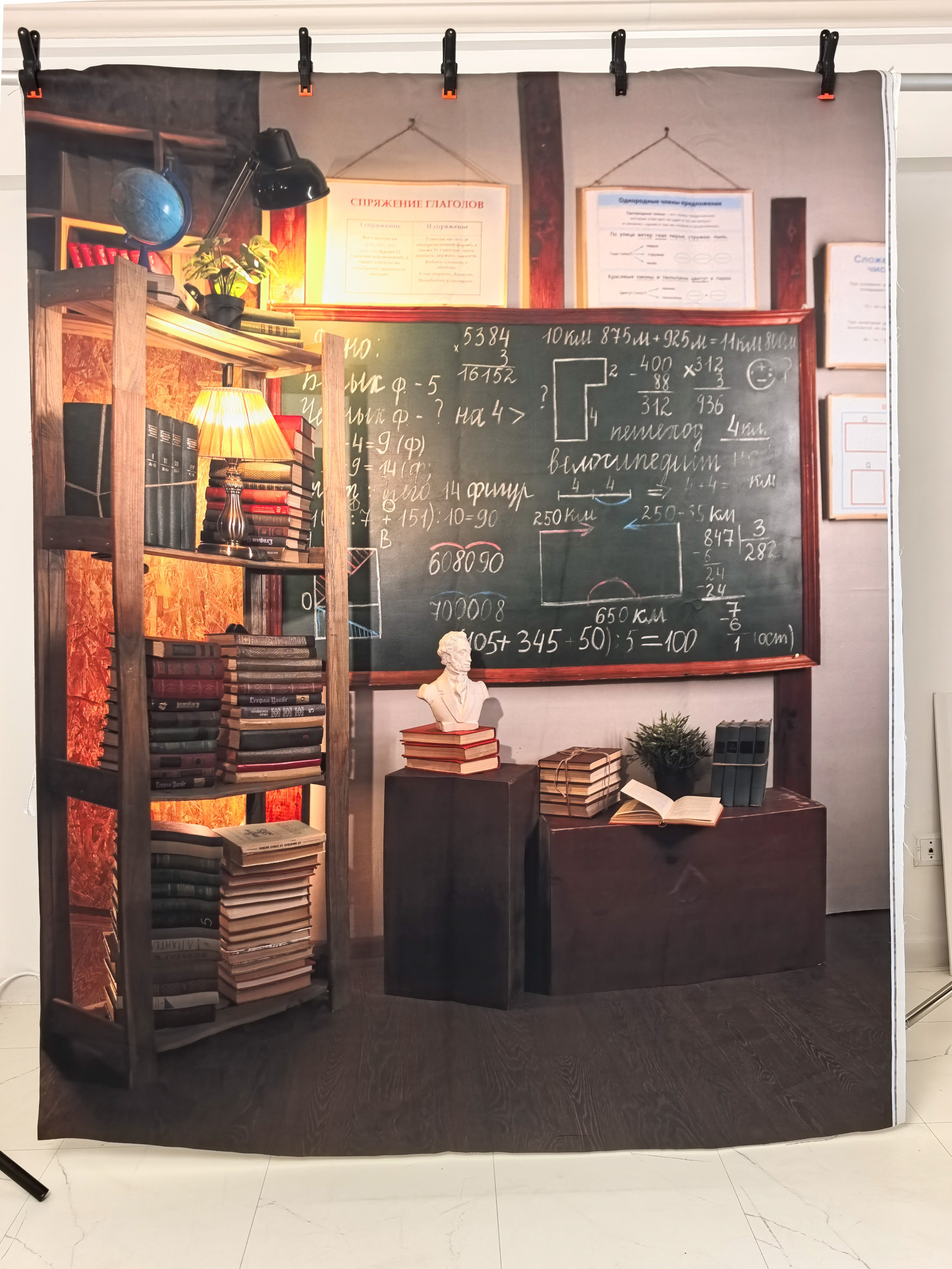 ИНТЕРЬЕРНЫЙ ФОТОФОН. Выпускные альбомы в Донецке и ДНР. Фотограф Донецк и ДНР