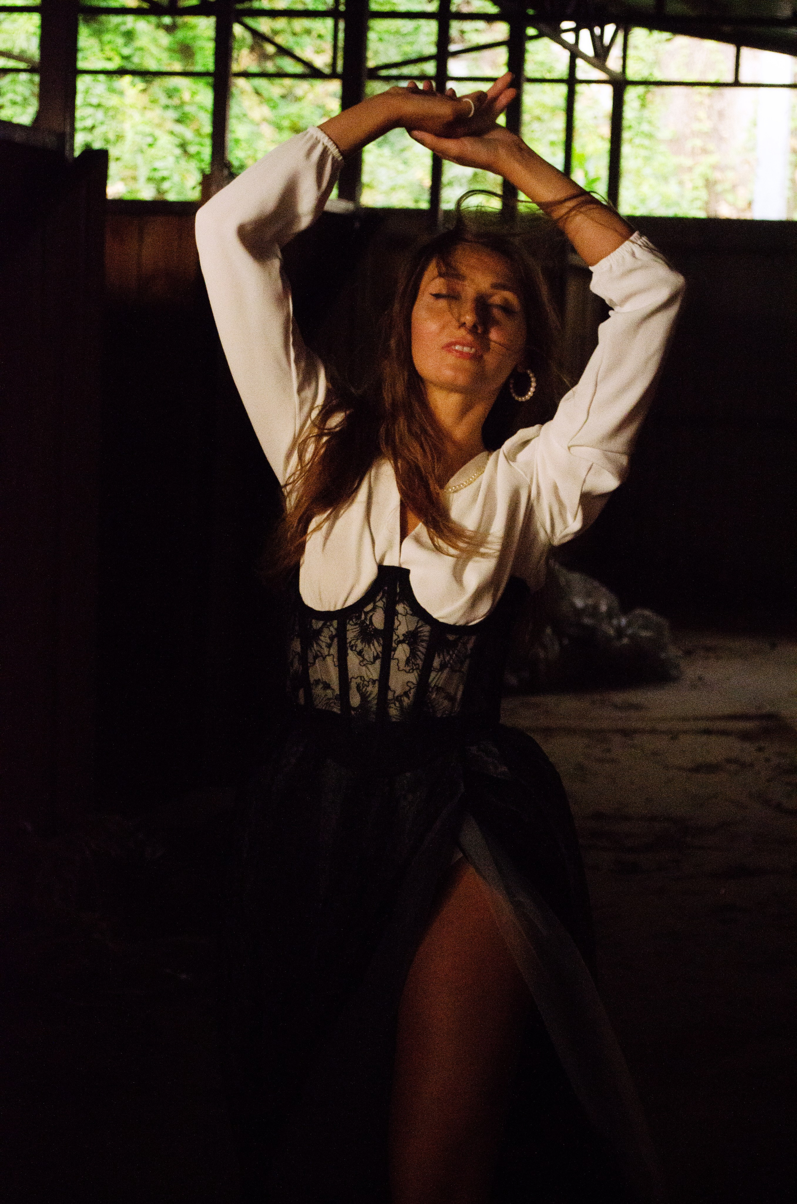 Галина. На конюшне. Портретный фотограф в Краснодаре Юлия Кудряшова