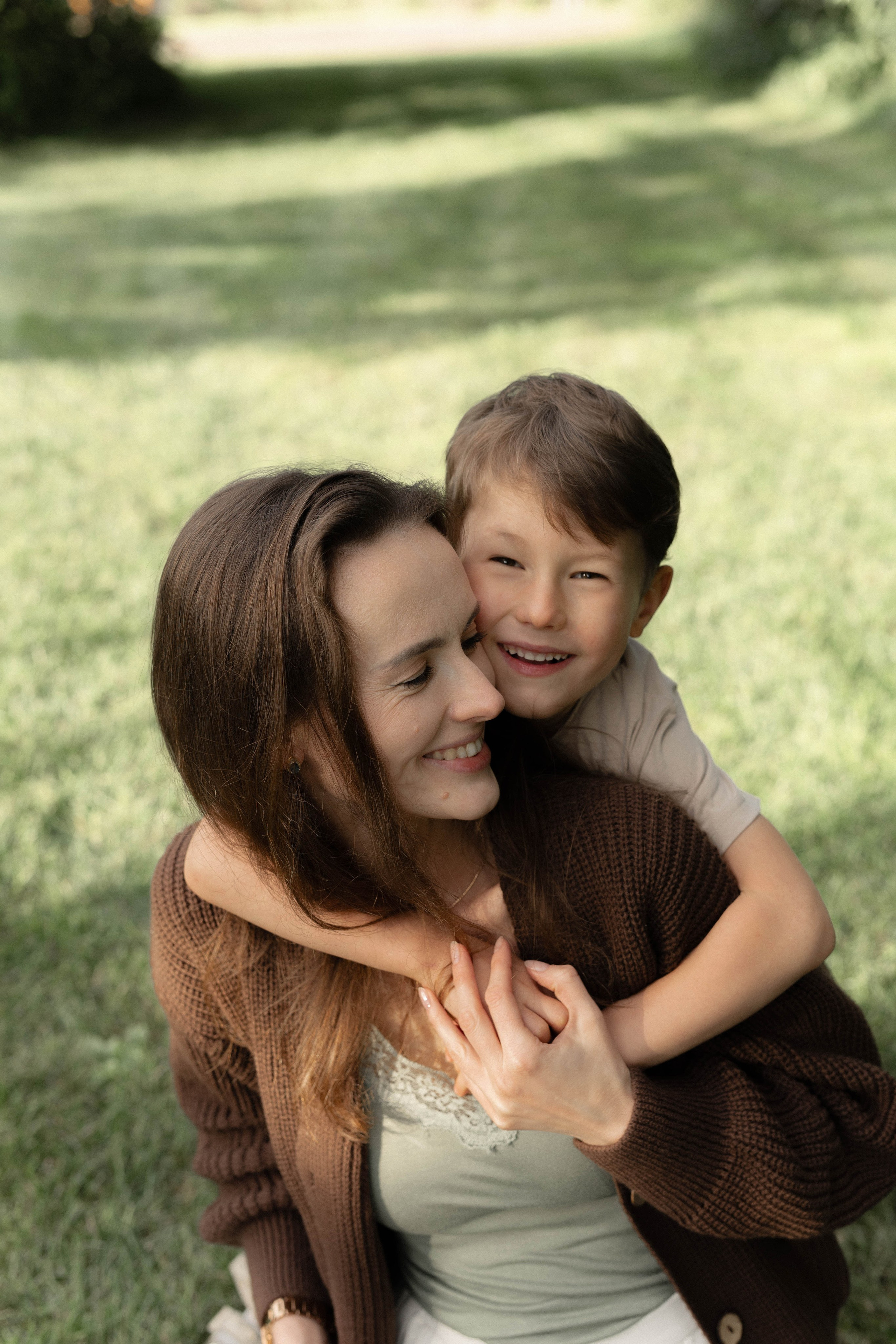 Семья в парке. Фотография о важном