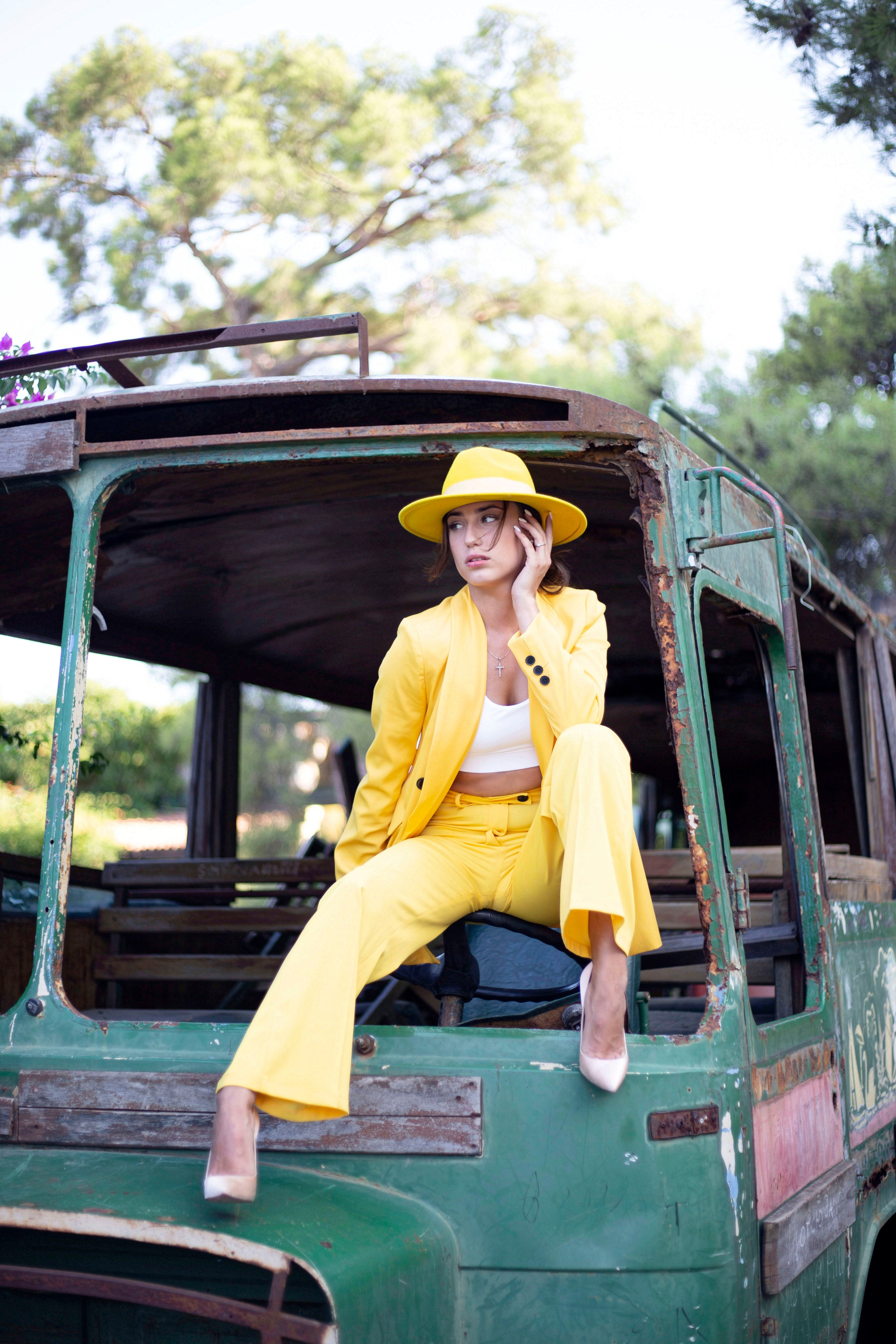 Индивидуальная фотосессия в заброшенном отеле в Кемере. Профессиональный фотограф в Турции Анталии Кемере Сиде Белеке Алании