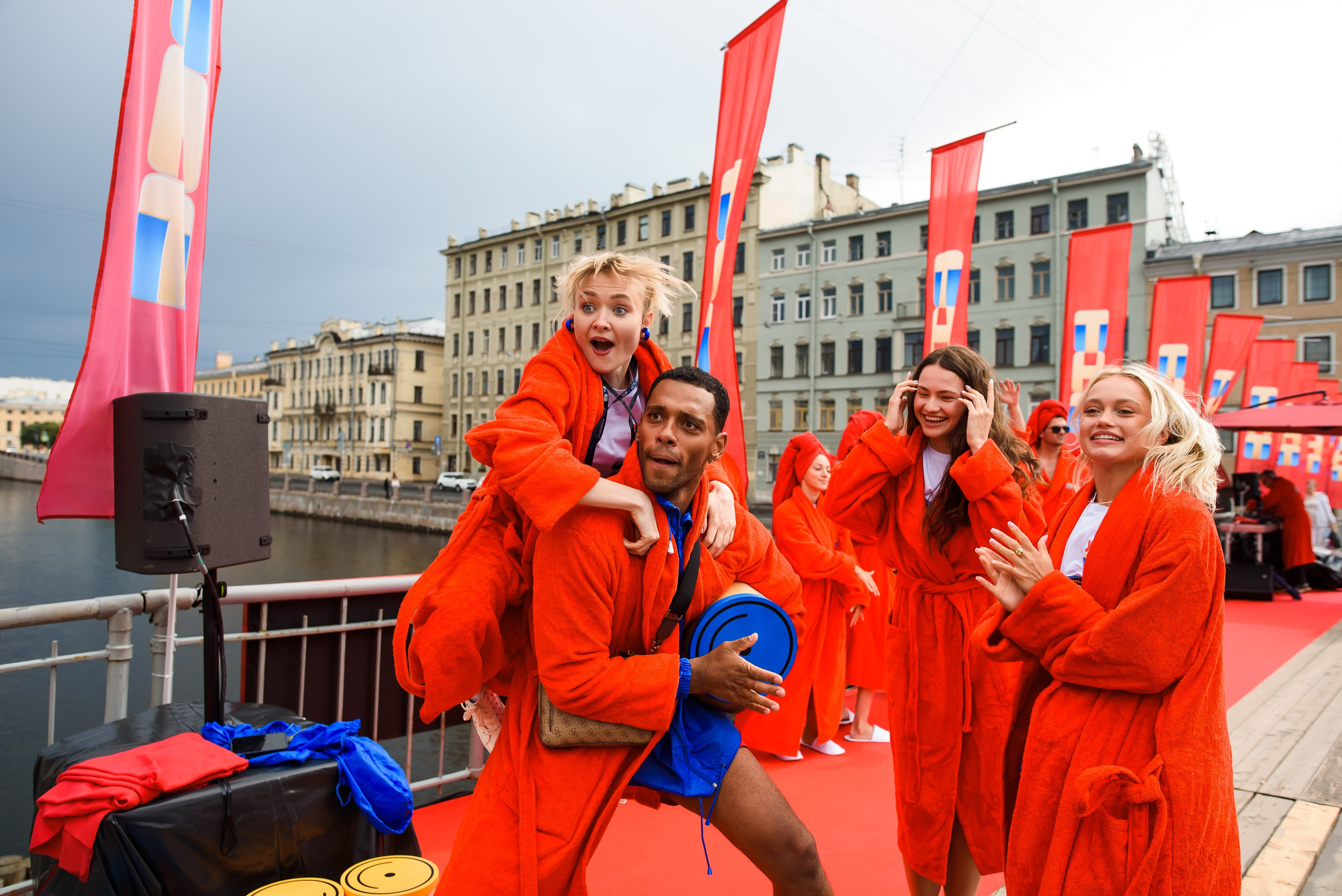 ТНТ Фонтанка SUP. Фотограф в Санкт-Петербурге — Эдуард Фазлетдинов | Репортаж, свадьбы, студия