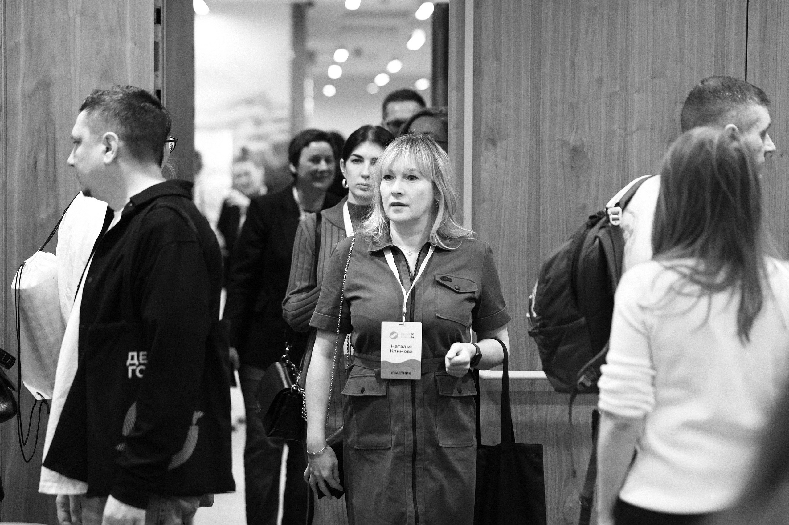 Дело Года 2024. Счастье в деятельности. Проект Филиппа Гузенюка. Фотографирую масштабные события, людей и их истории по всему миру. Константин Трубников