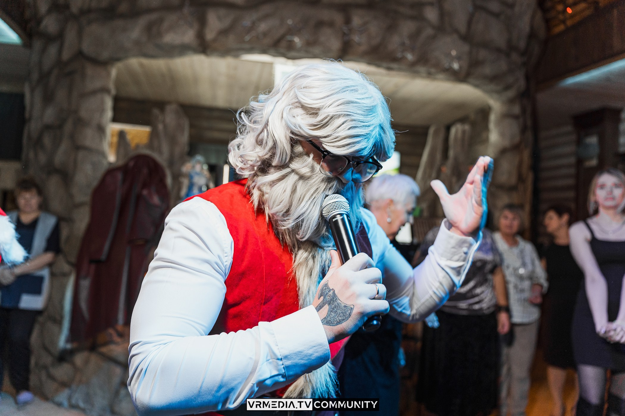 Новогодний вечер у «Петровича»