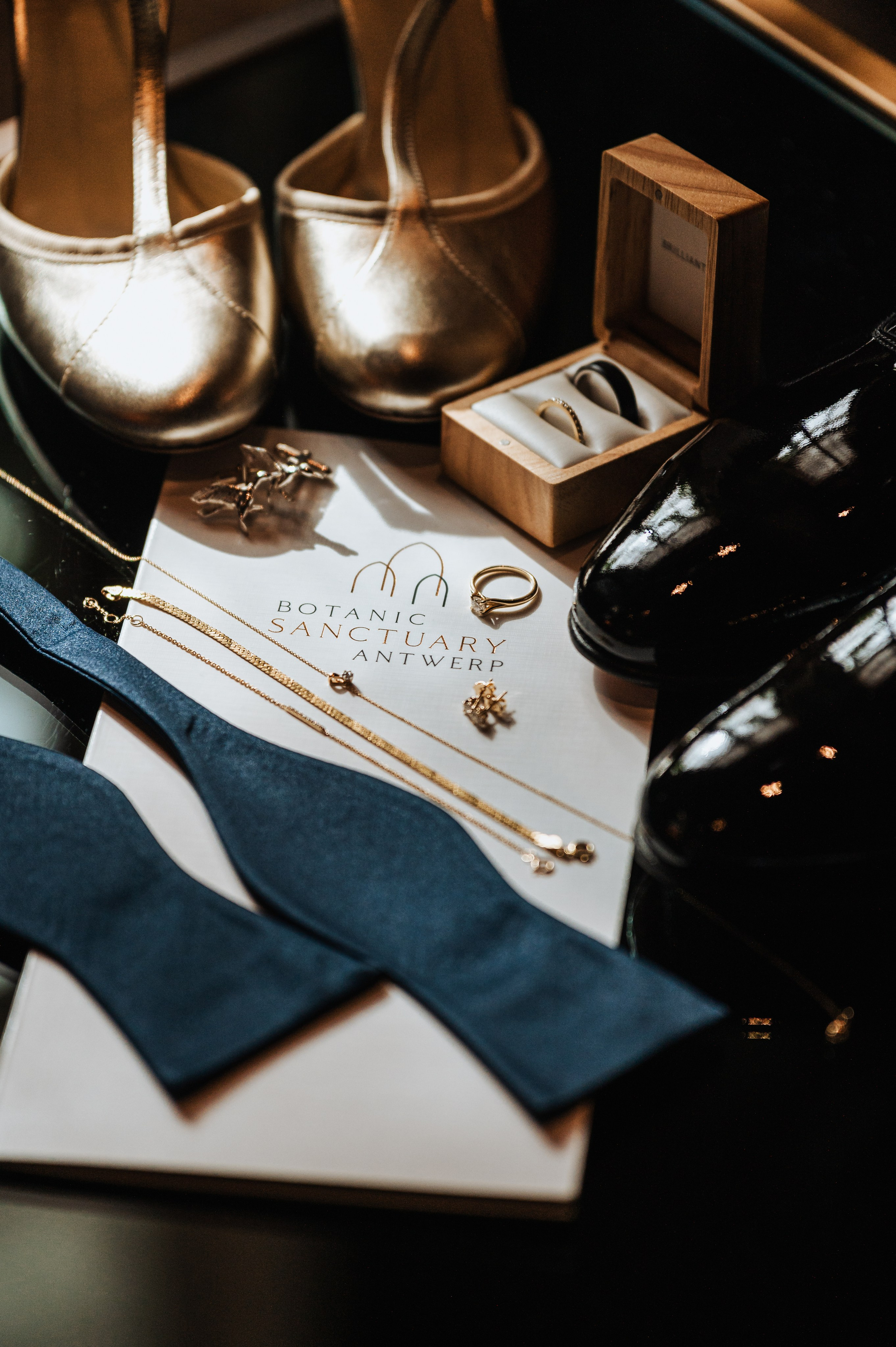 …Whimsical love. Golden Moments Editing — We do Wedding’s Retouch and Video Editing