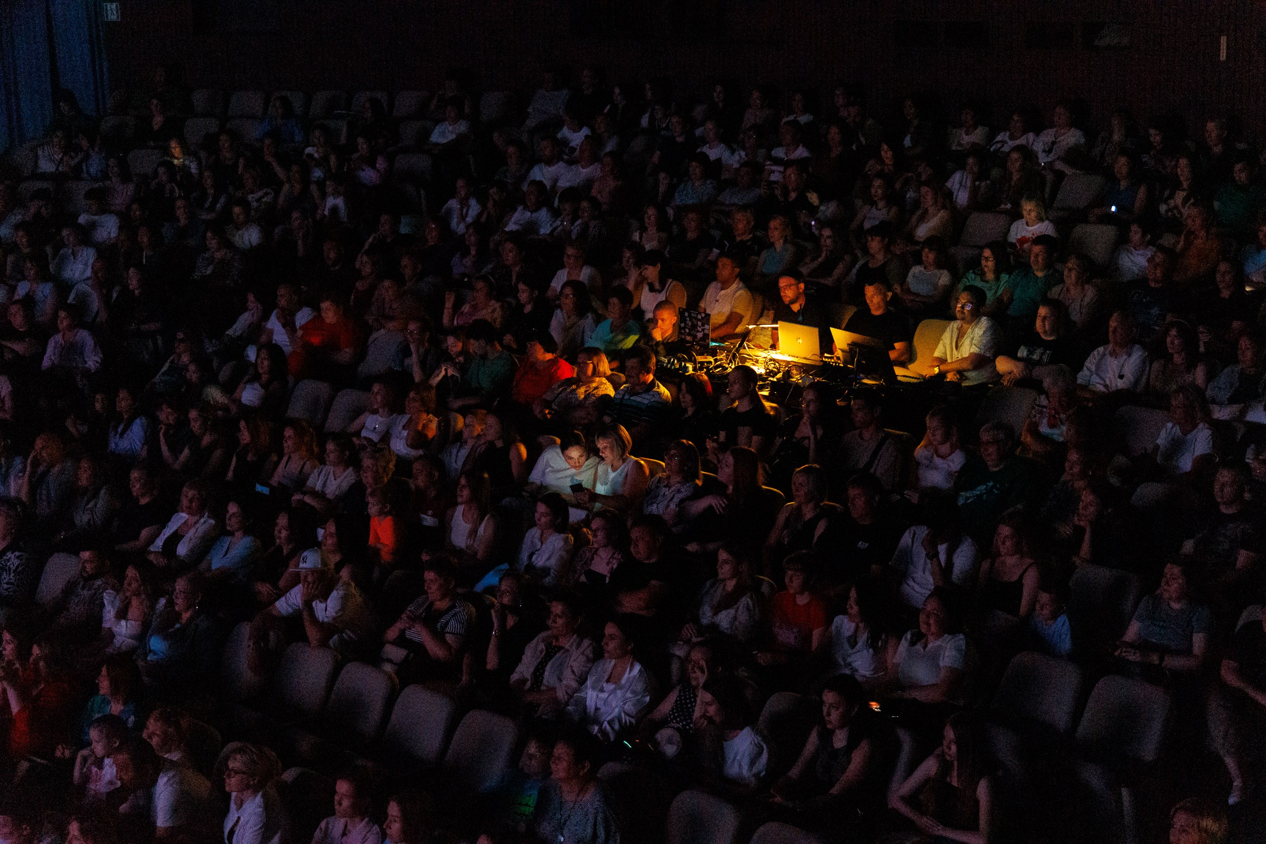 Школа танцев Leader Dance — отчётный концерт. Flint — photographer