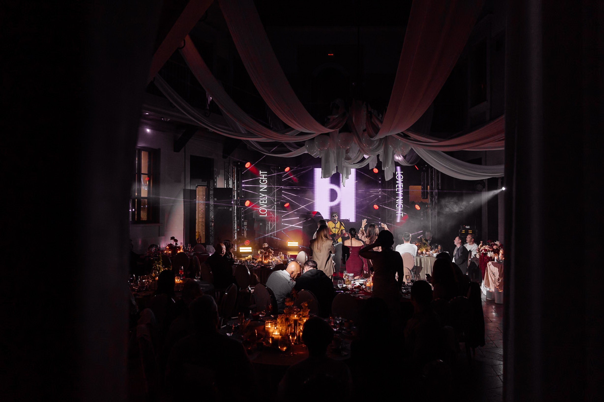 Среди 8 миллиардов. Свадебный фотограф Санкт-Петербург