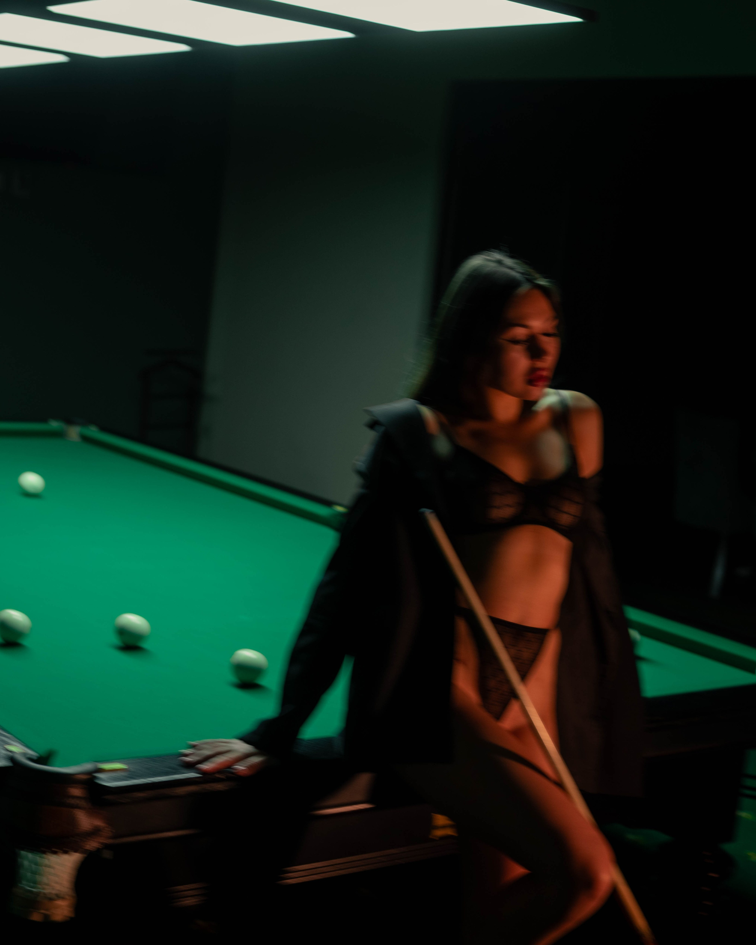 Тамара. Женский фотограф. Создатель украшений ручной работы. Модель