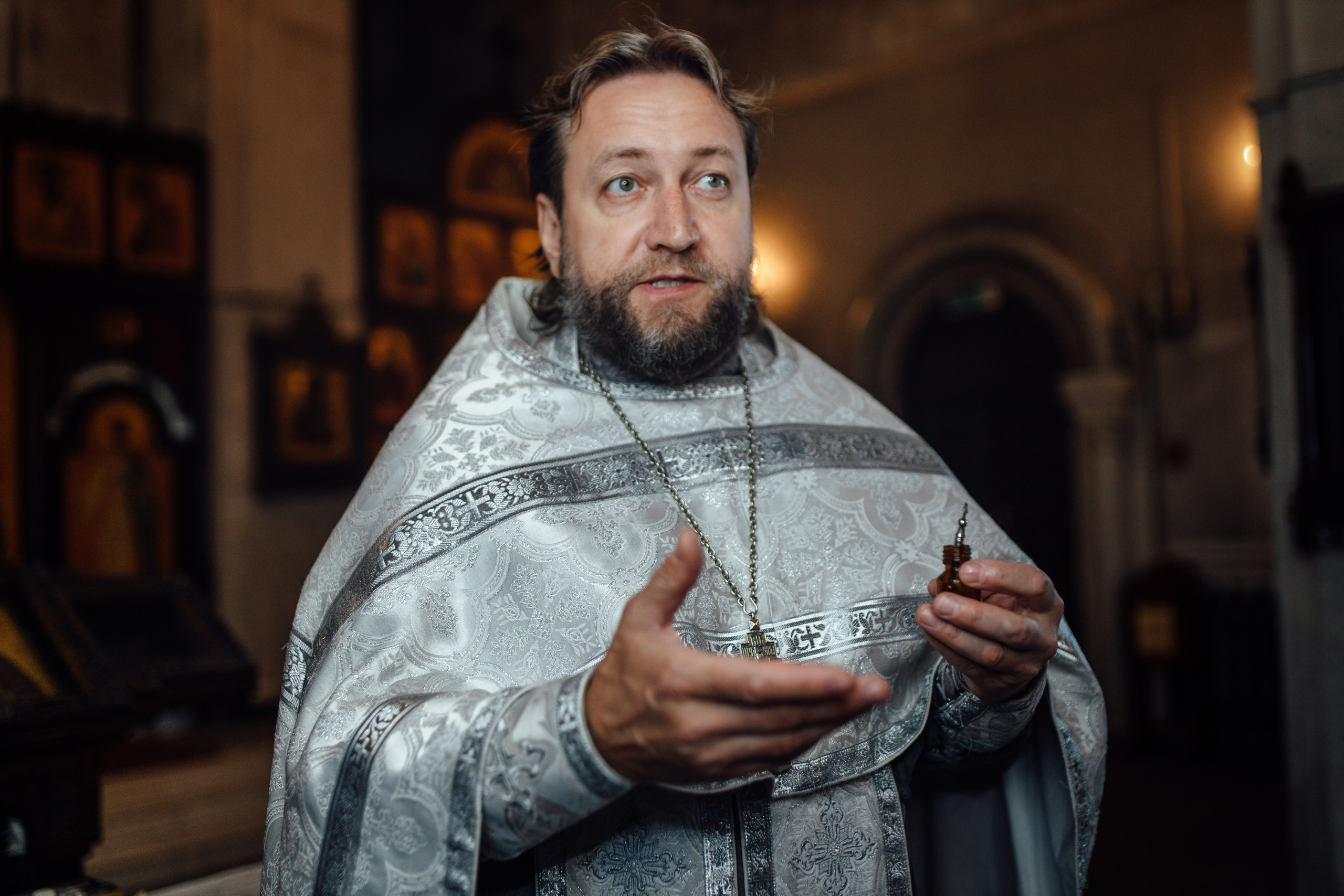 Крещение Тимура храм иконы Всех Скорбящих Радость, октябрь 2024