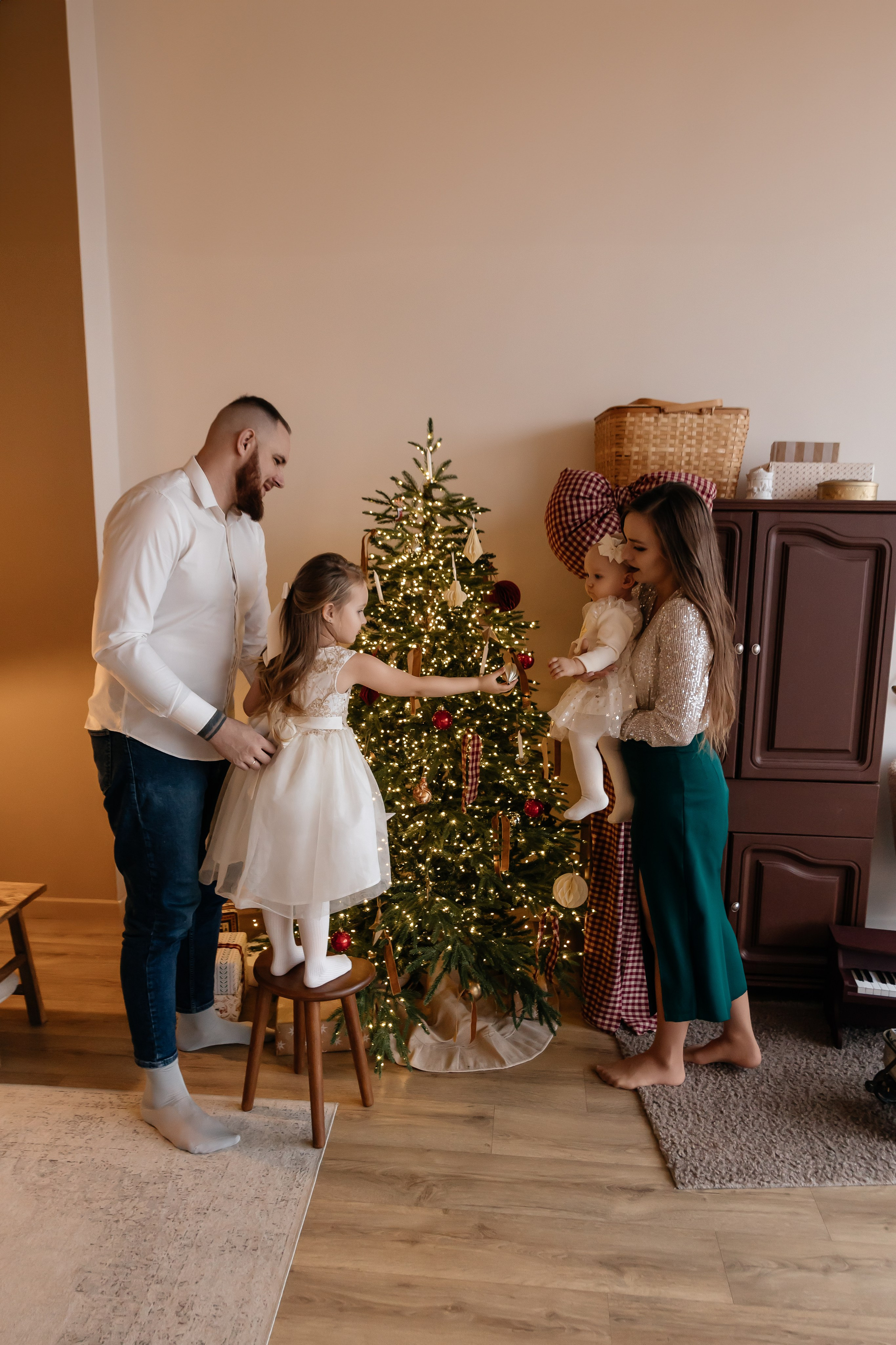 Катя, Рома, Полина и Эмилия. Семейный фотограф Минск Усова Ольга