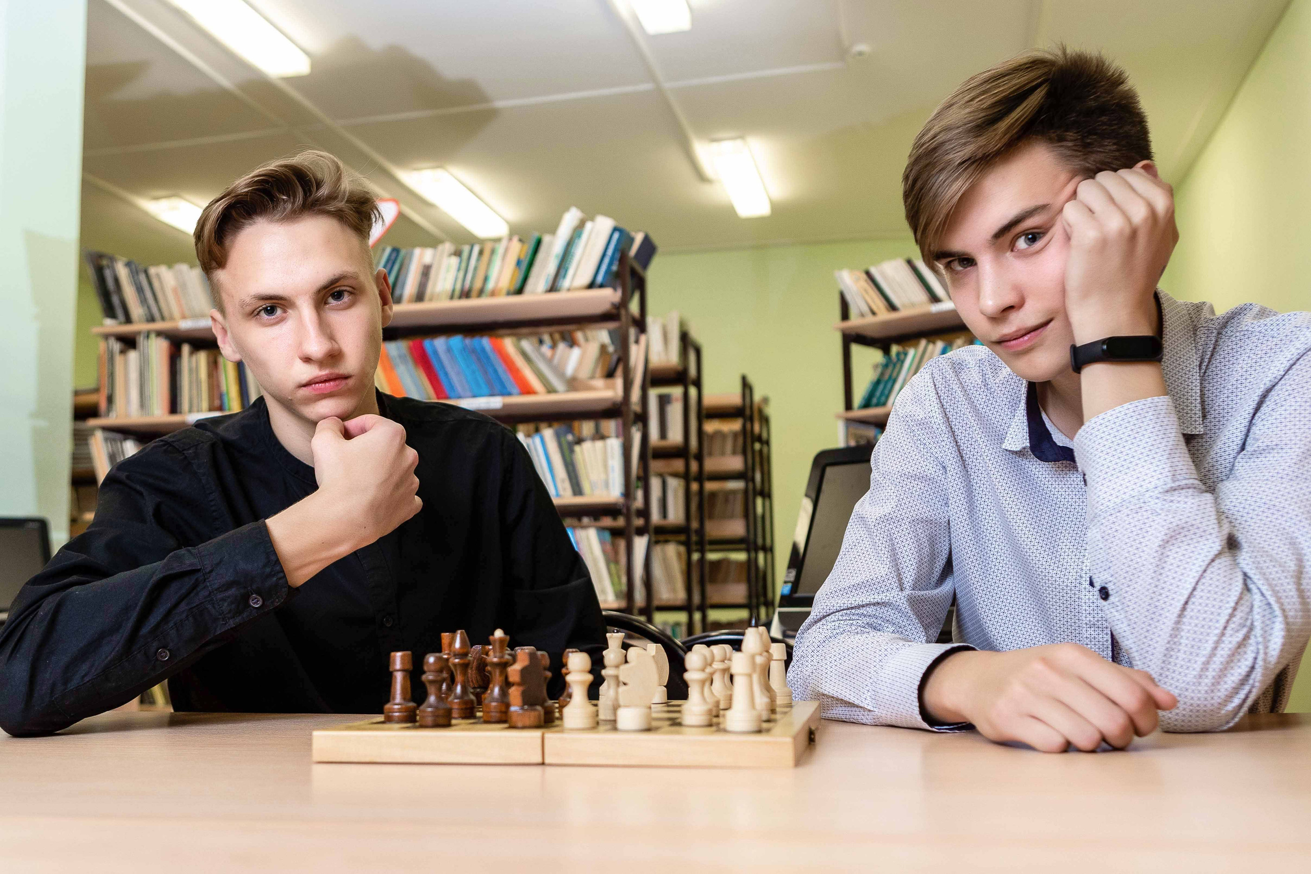 Старшие классы. Выпускной альбом Самара