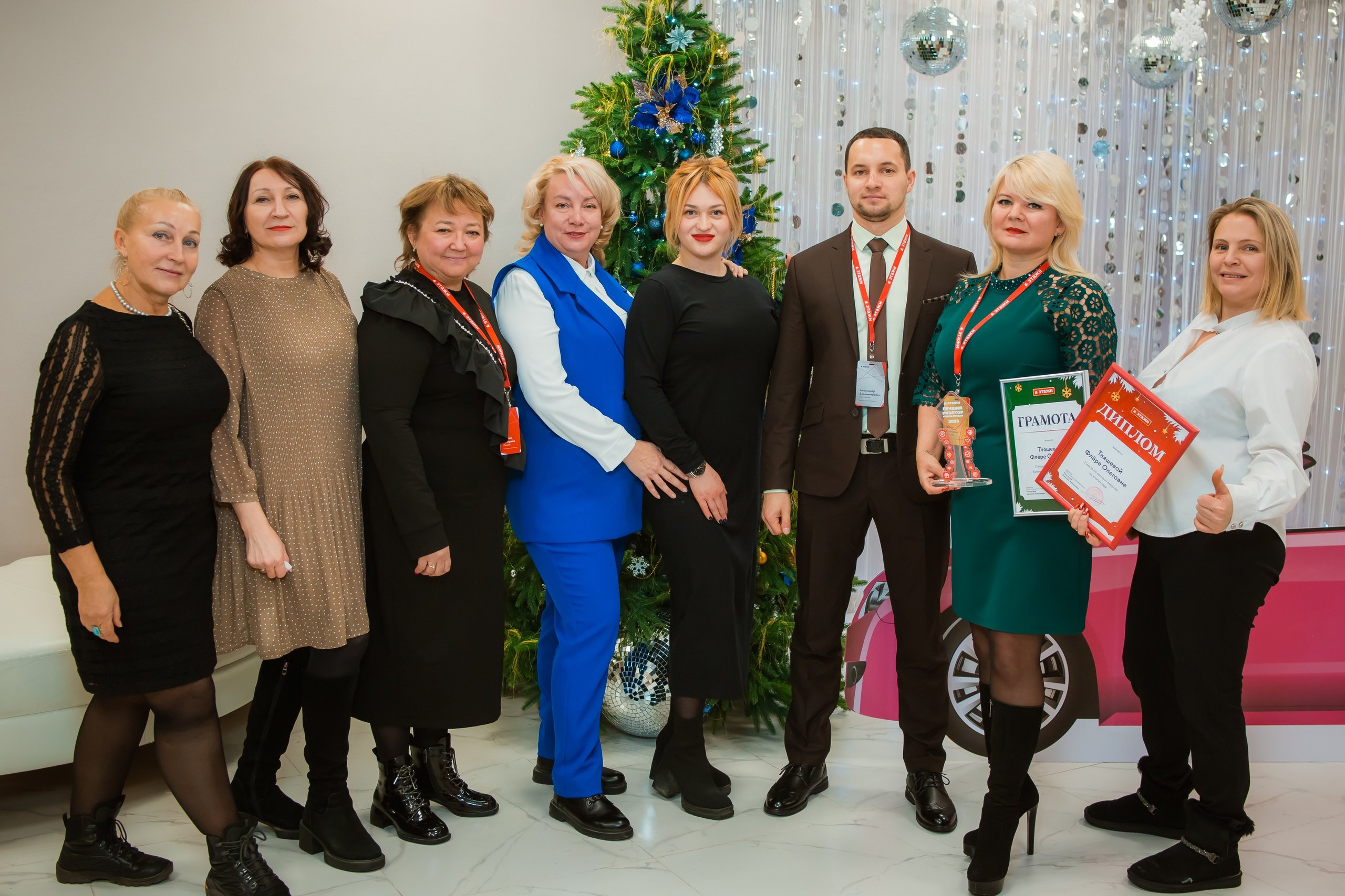 Этажи — подведение итогов 2023. Репортажный фотограф Василий Сазонов в Нижневартовске