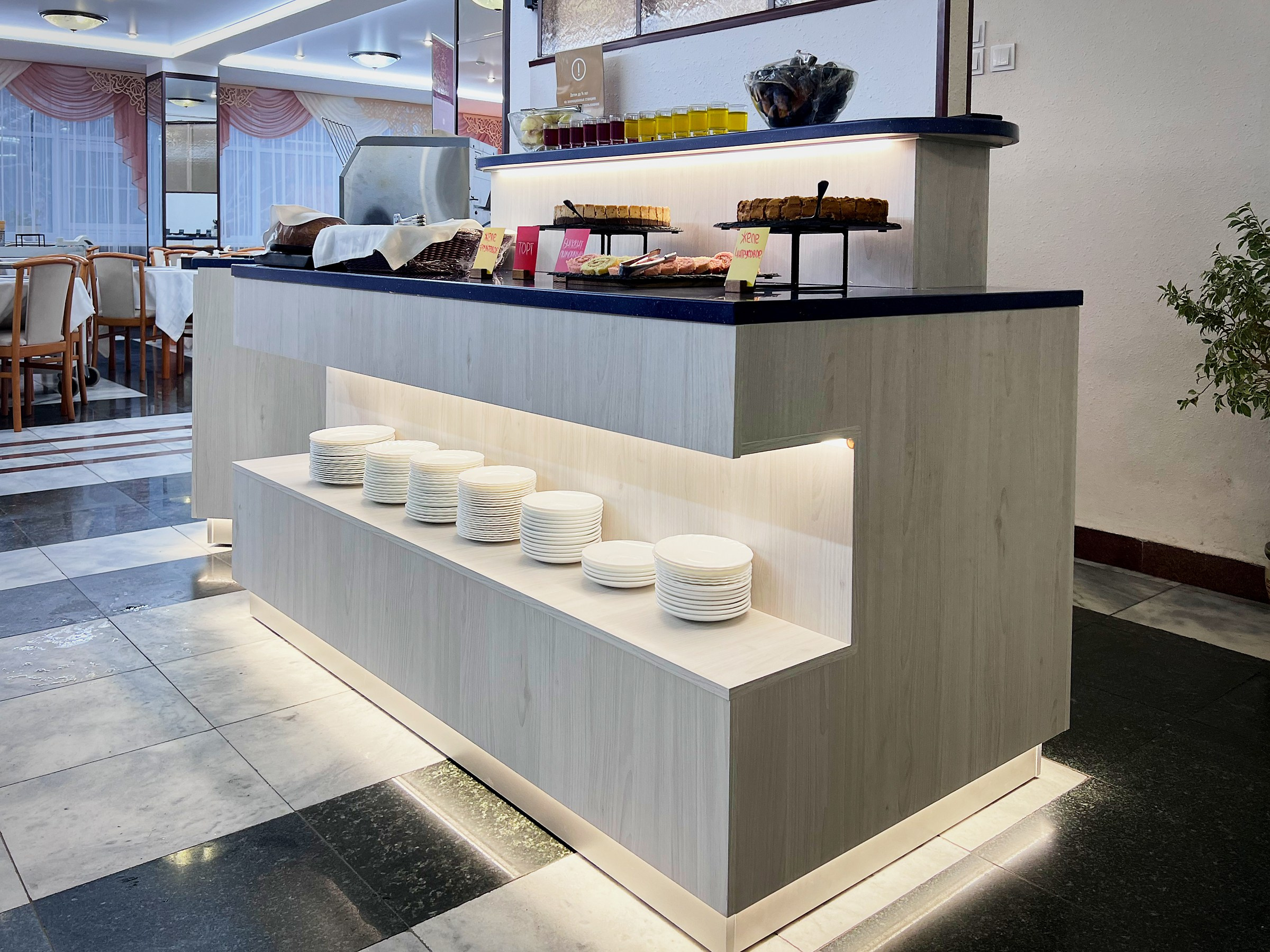 Шведская линия раздачи от производителя. Мебель для бизнеса: Блог о торговом оборудовании на заказ в Москве