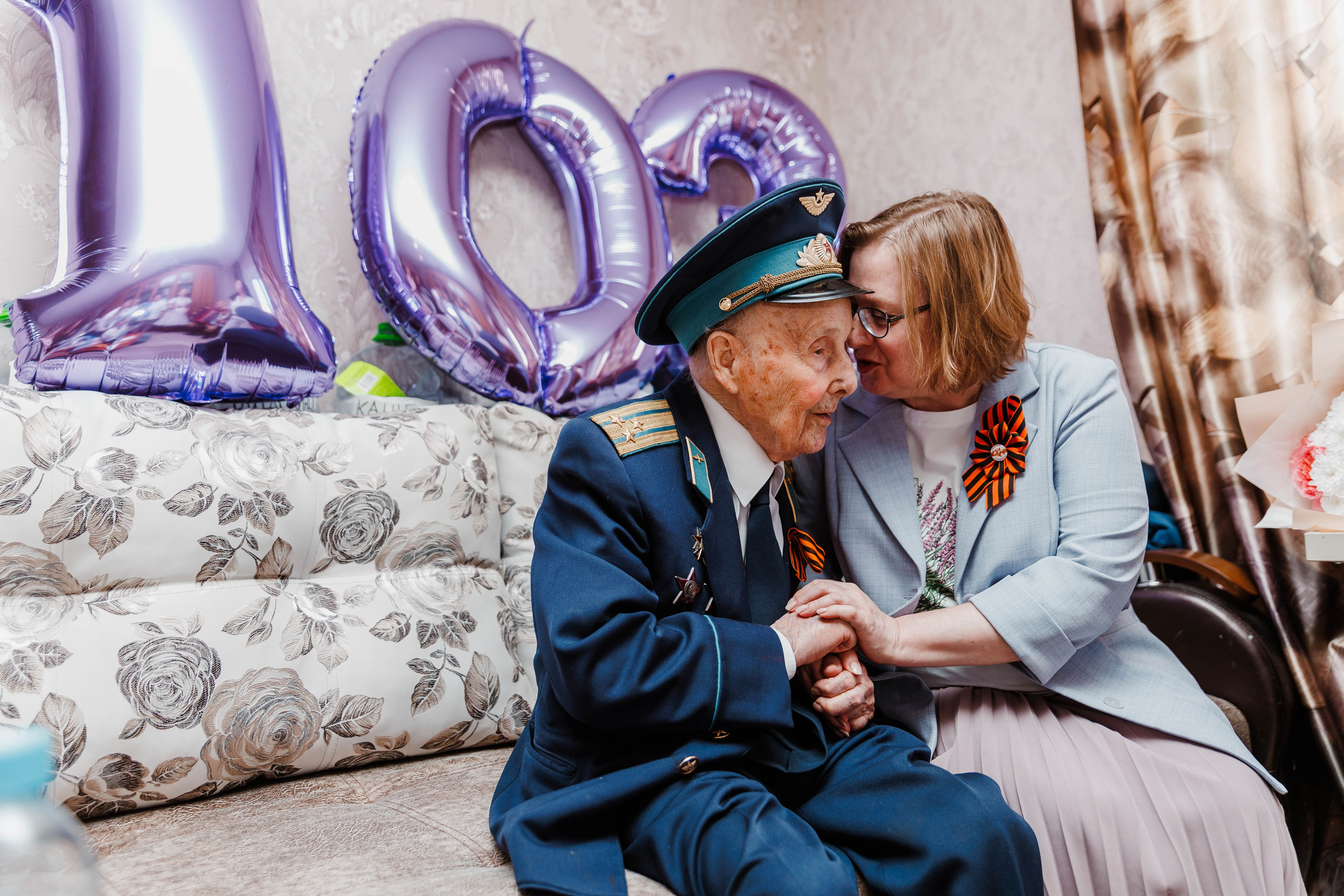 ПОЗДРАВЛЕНИЕ ВЕТЕРАНОВ ВЕЛИКОЙ ОТЕЧЕСТВЕННОЙ ВОЙНЫ. РЕПОРТАЖНЫЙ ФОТОГРАФ НИЖНИЙ НОВГОРОД Игнатьева Виктория