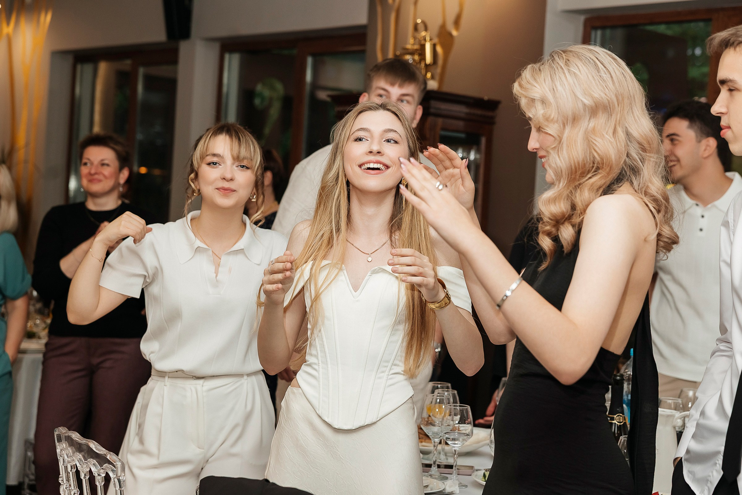 Выпускной вечер СОШ № 10. Семейный и свадебный фотограф в Москве Леванова Александра