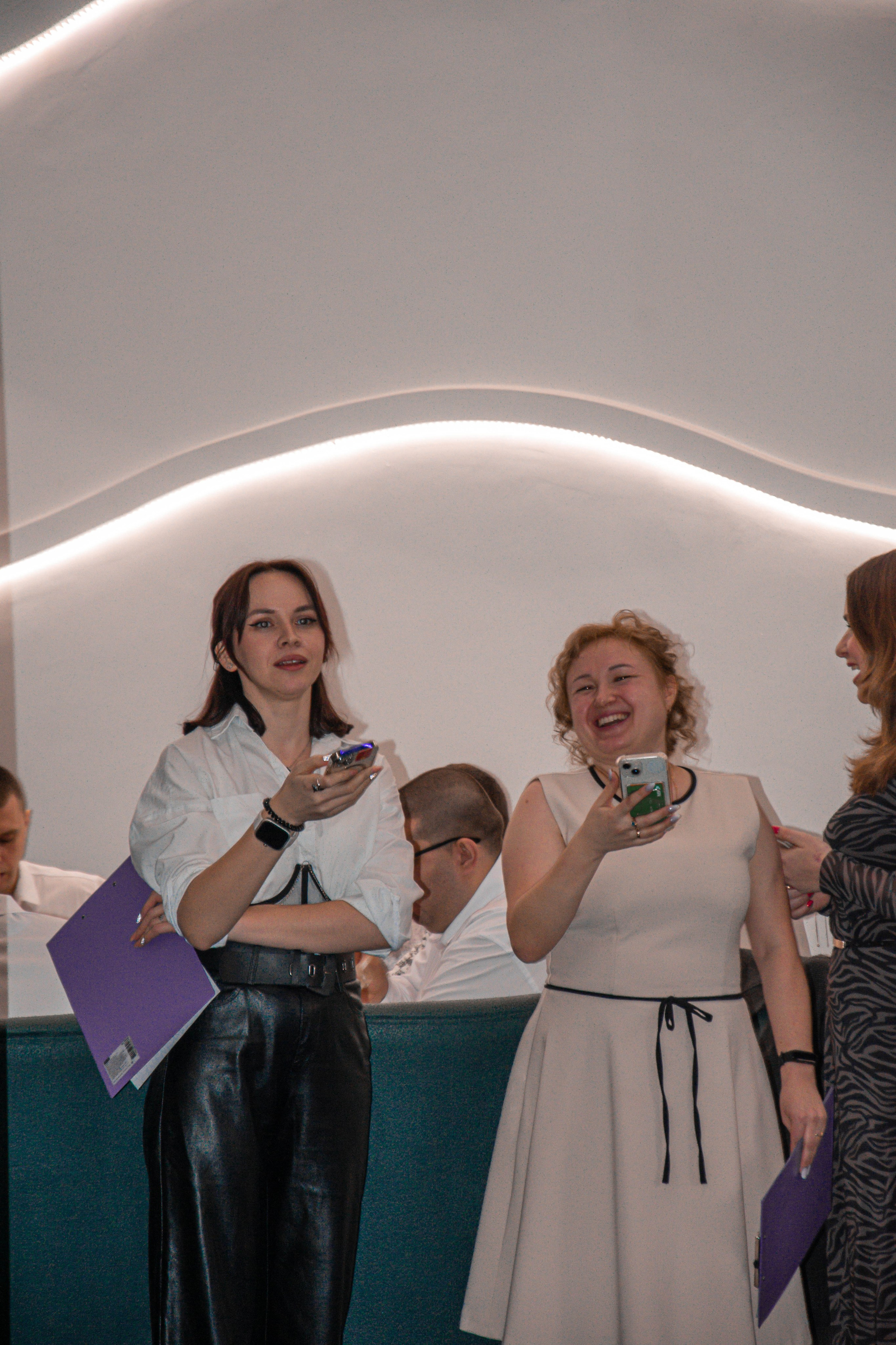 Корпоратив. Женский фотограф в Людиново и Киров