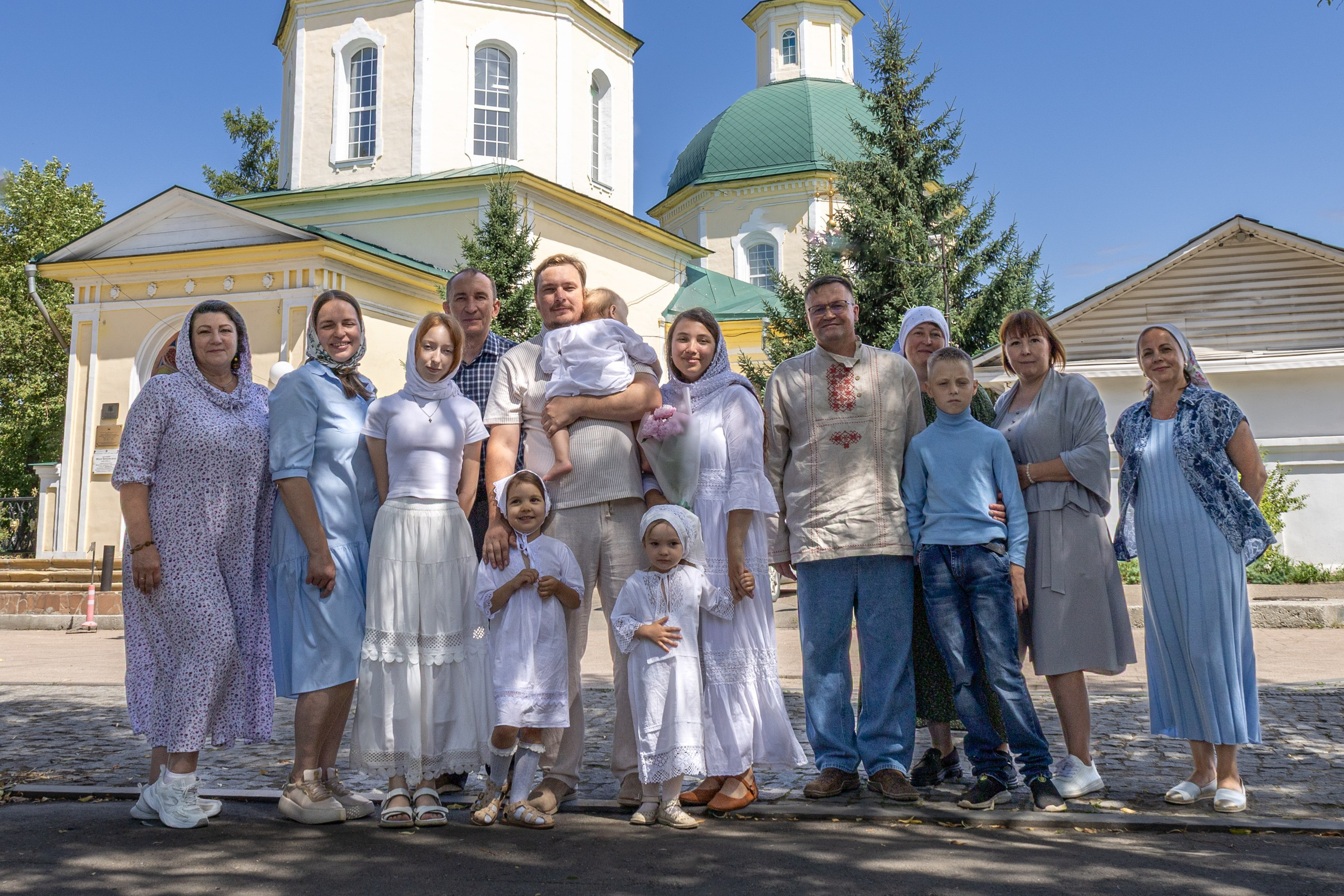 Святое Таинство Крещения Веры, Надежды и Владимира. Семейный и церковный фотограф в Иркутске НАТАЛЬЯ УСОЛЬЦЕВА