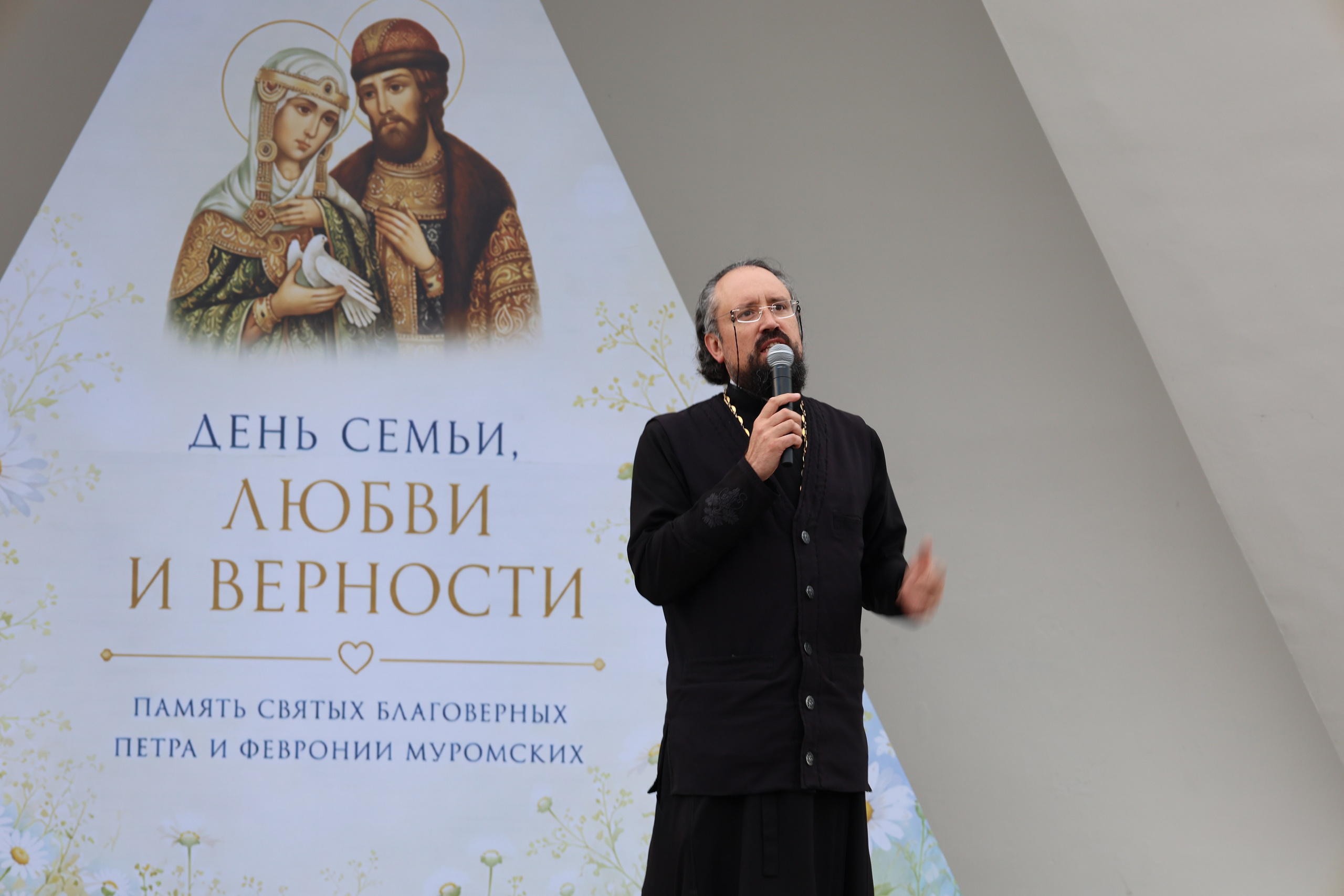 Парад семей, 9 июля 2026. Семейный и церковный фотограф в Иркутске НАТАЛЬЯ УСОЛЬЦЕВА