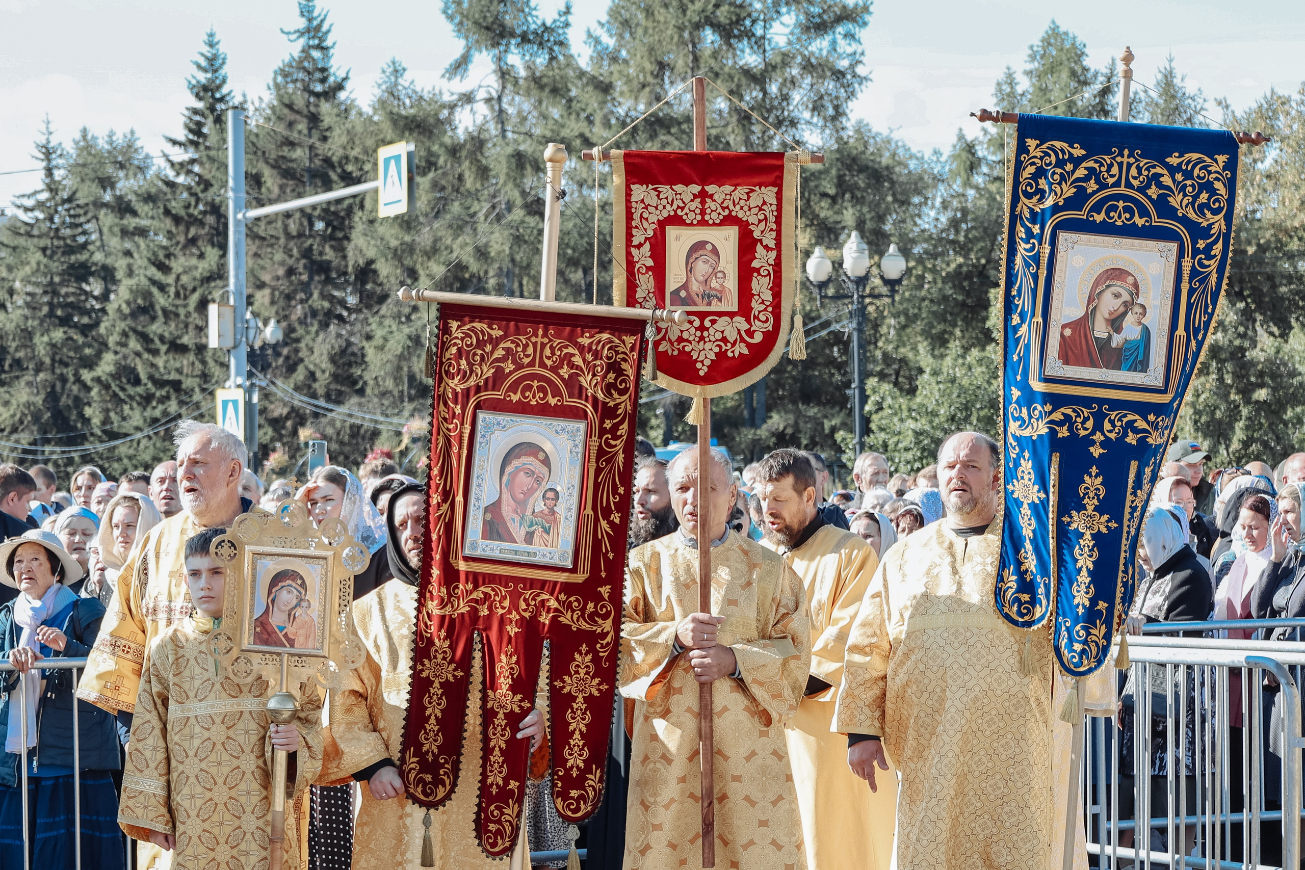 Крестный ход и общегородская Божественная литургия, Иркутск, 6 сентября 2026. Семейный и церковный фотограф в Иркутске НАТАЛЬЯ УСОЛЬЦЕВА