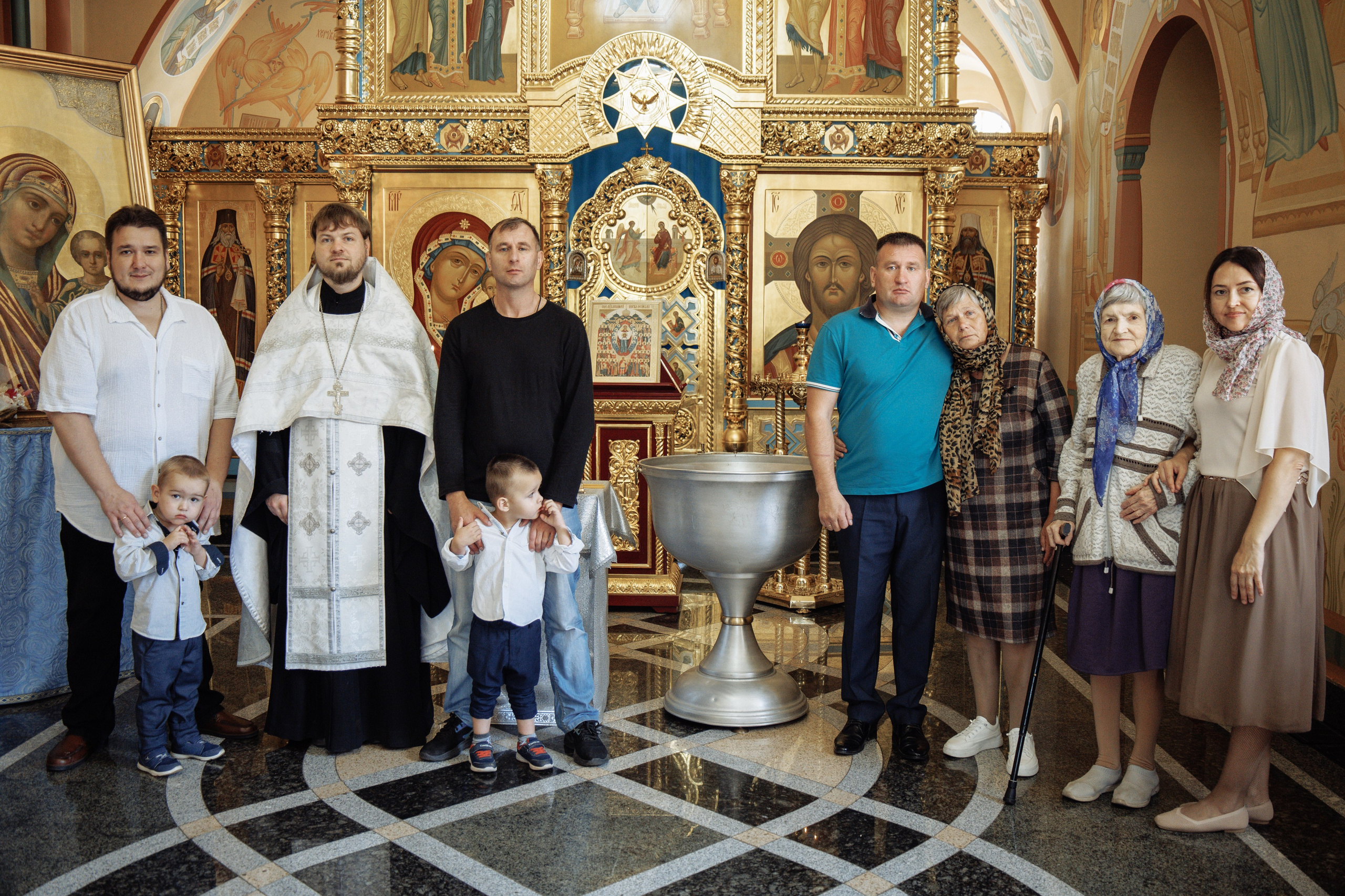 Святое Таинство Крещения Святослава и Ростислава. Семейный и церковный фотограф в Иркутске НАТАЛЬЯ УСОЛЬЦЕВА