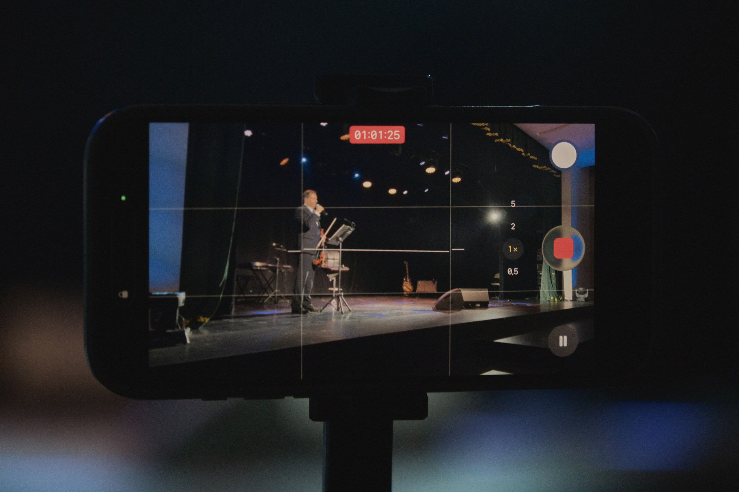 Концерт Александра Лопатина