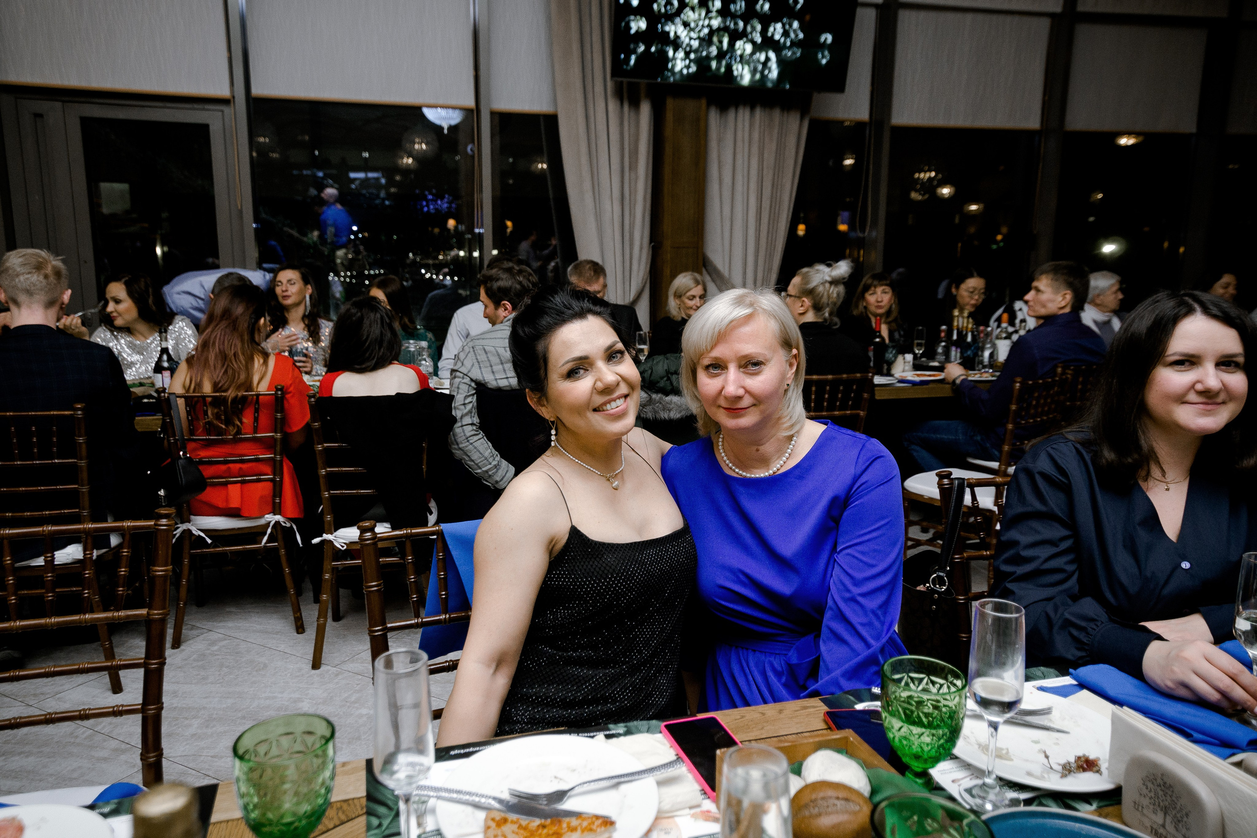 Новогодний корпоратив. Alice_insomnia