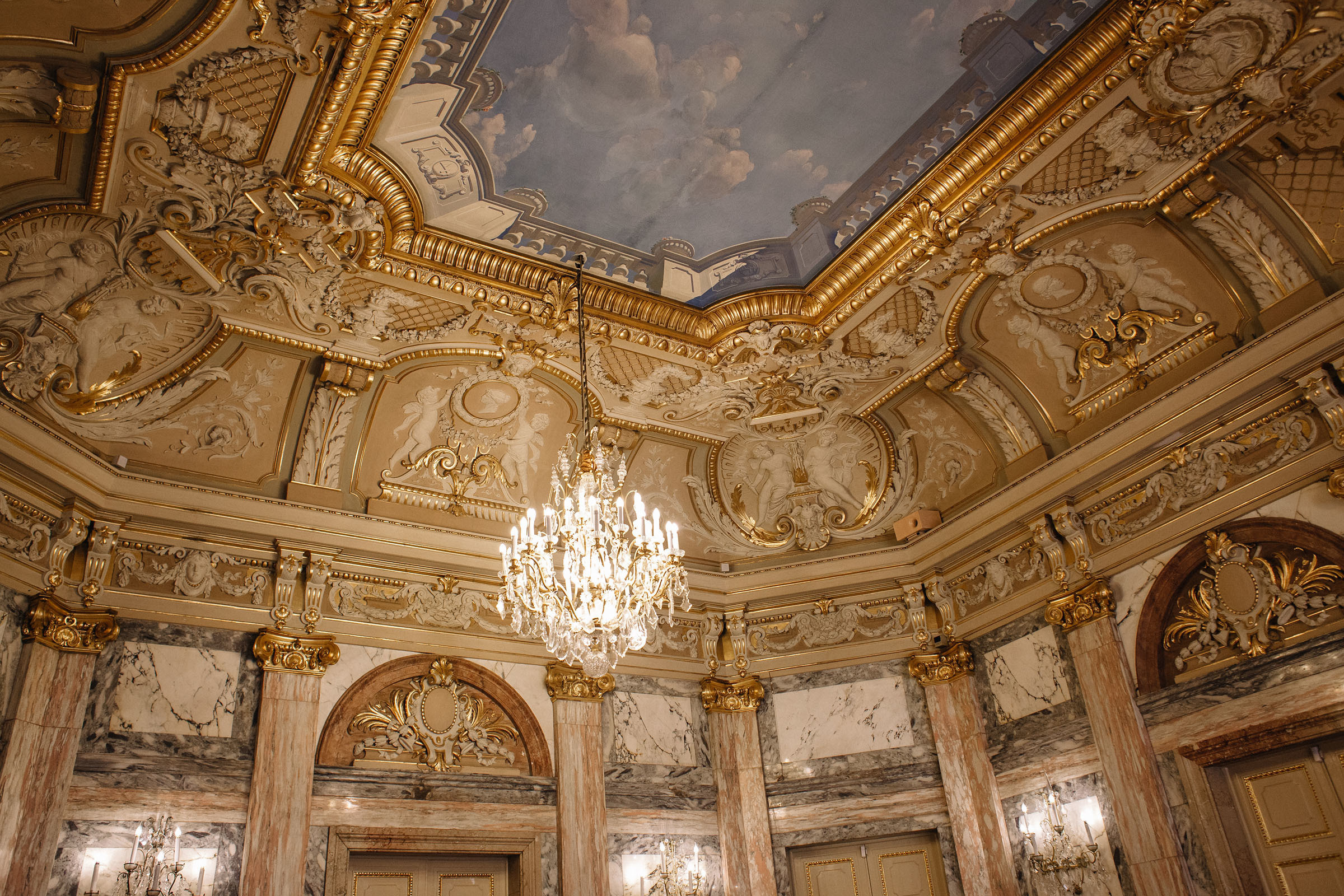 Дом малютки. Семейный и свадебный фотограф в Майкопе Михаил Мартиросян