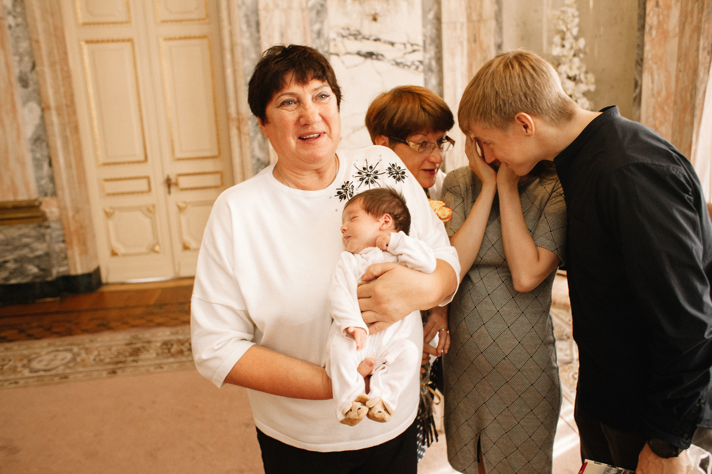 Дом малютки. Семейный и свадебный фотограф в Майкопе Михаил Мартиросян