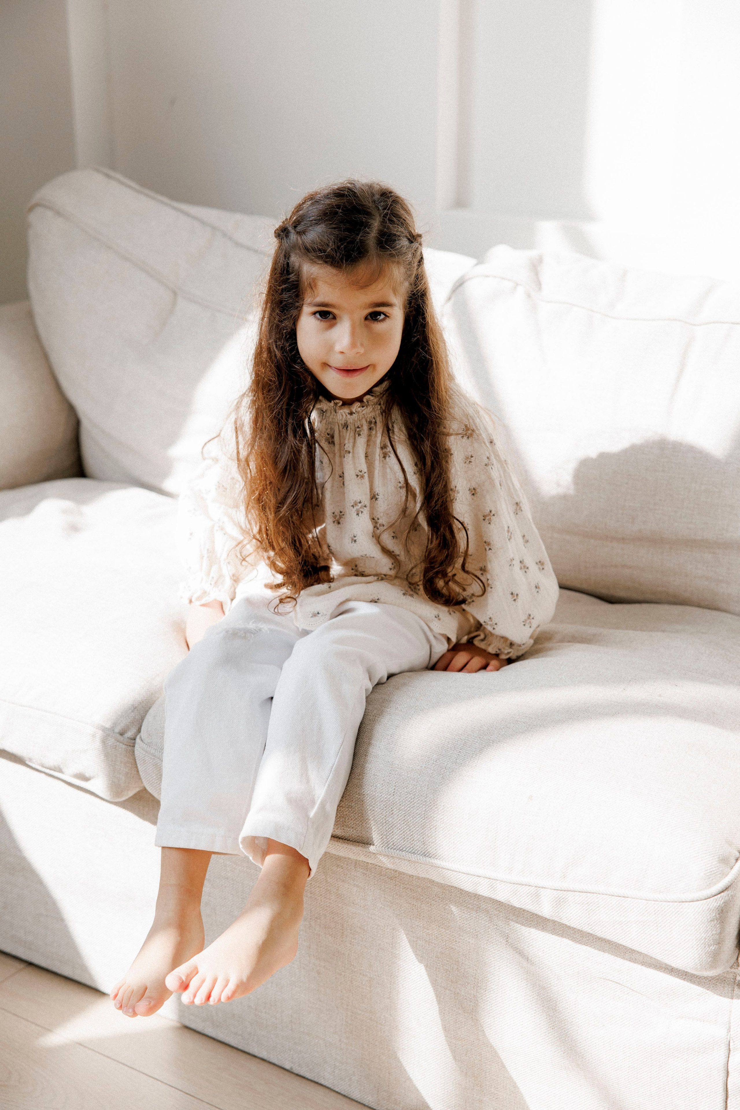 One year inside the White studio. Wedding and family photographer