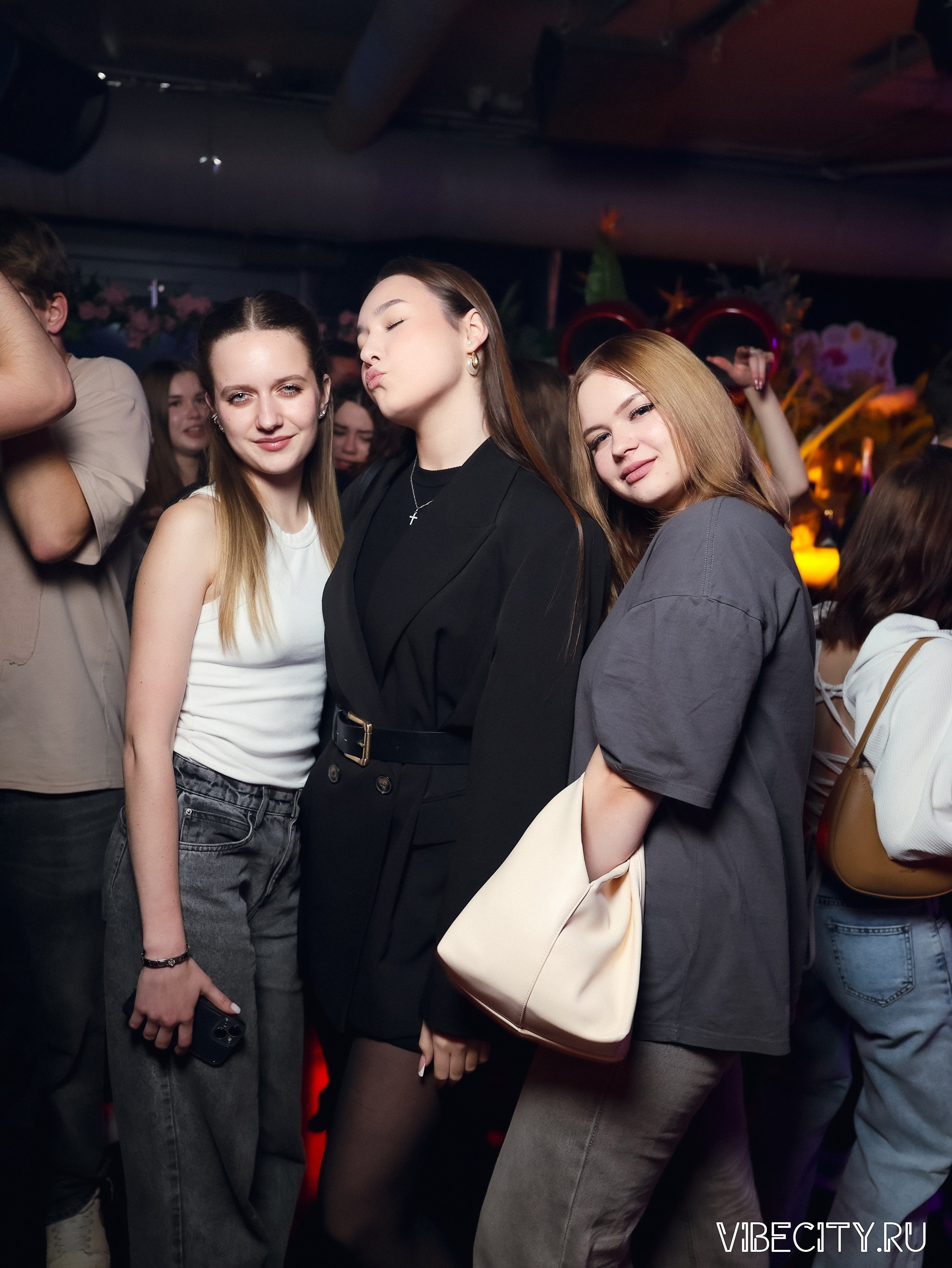 DOUBLE U. VIBECITY.RU Вайб Сити Ру Фоторепортажи Фотоотчеты Калининград