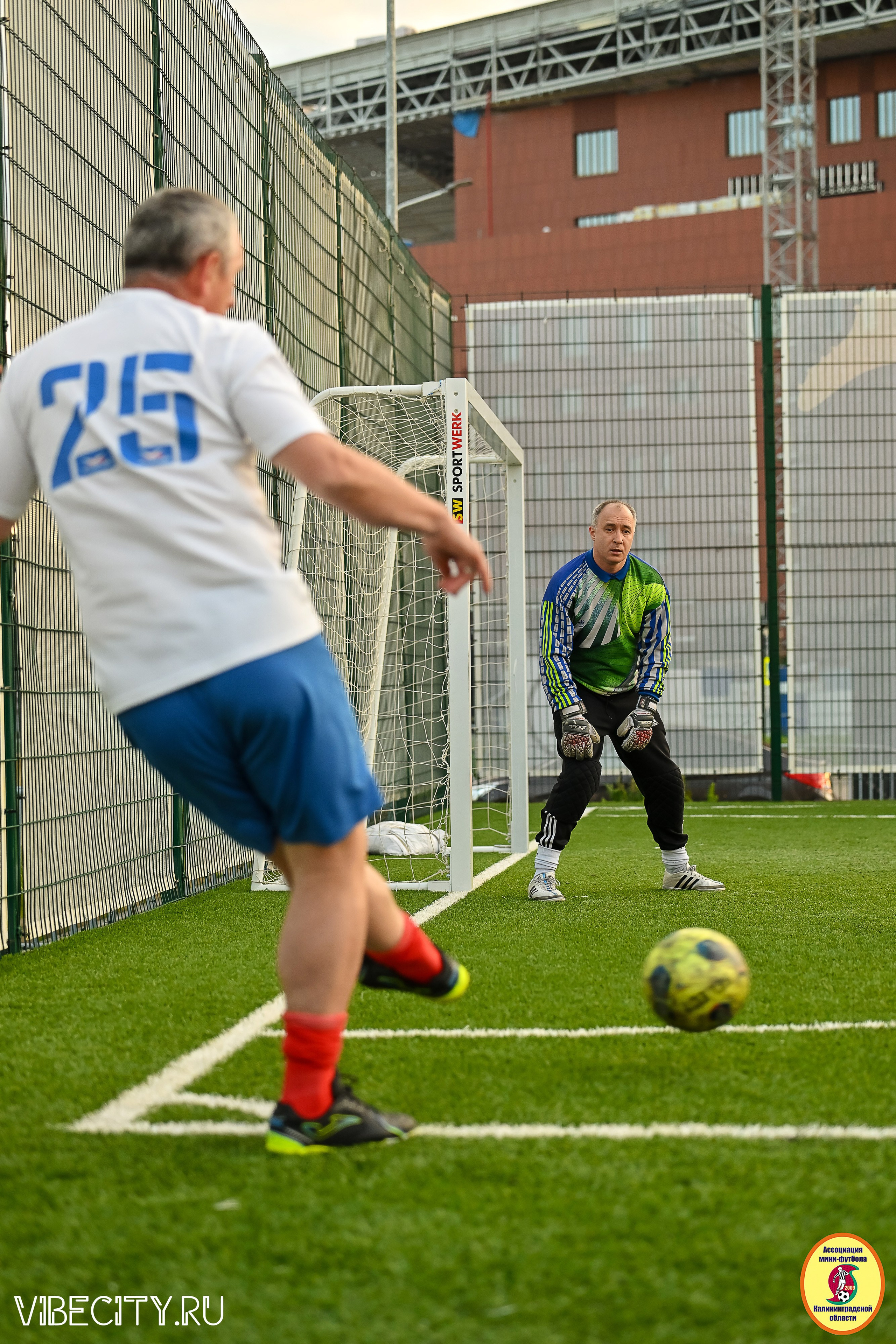 ИГРЫ МИНИ-ФУТБОЛЬНОЙ И КОРПОРАТИВНОЙ ЛИГИ. VIBECITY.RU Вайб Сити Ру Фоторепортажи Фотоотчеты Калининград