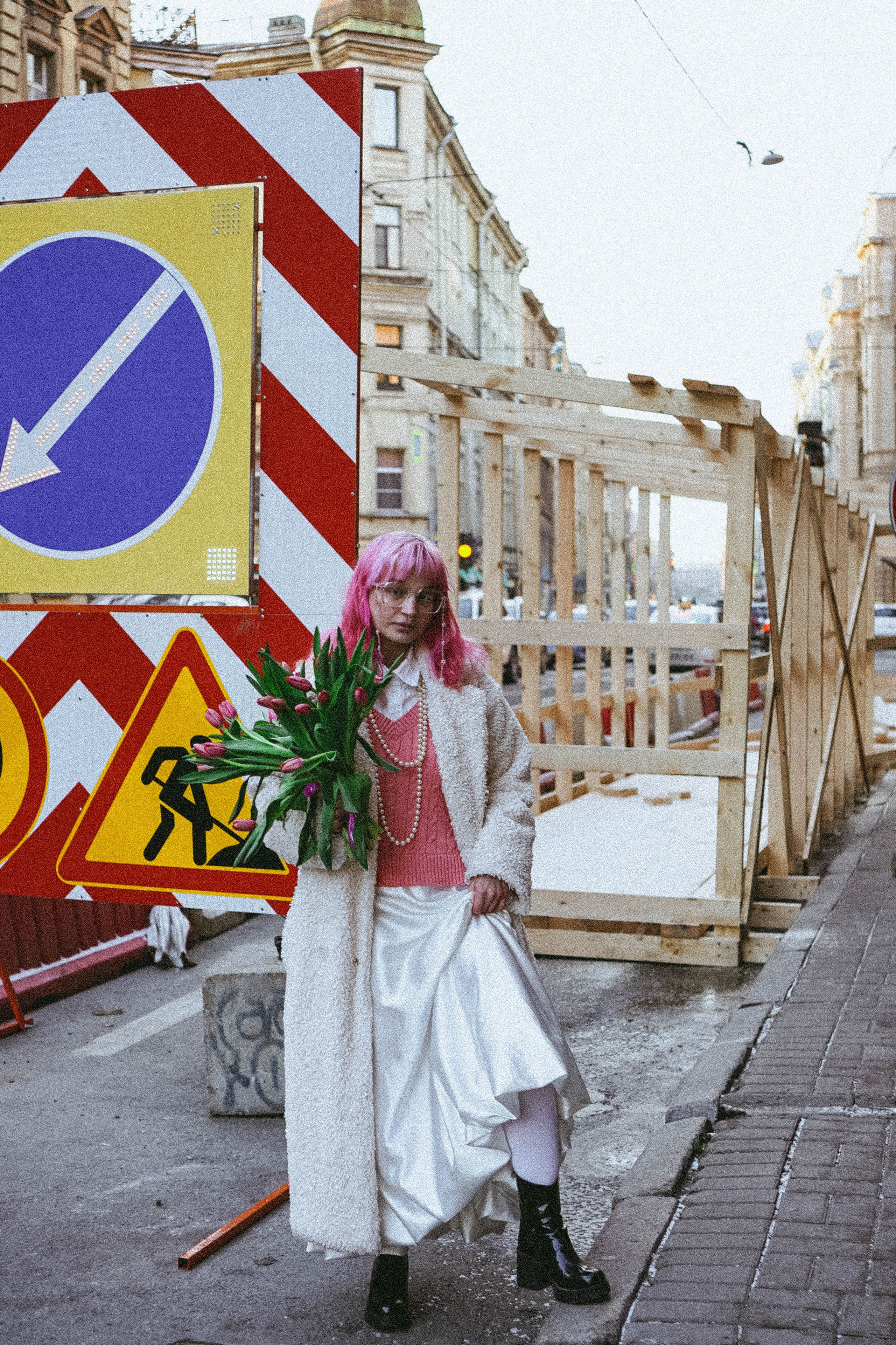 Прогулочная фотосессия с тюльпанами. Профессиональный фотограф, Санкт-Петербург — Виктория Богомолова