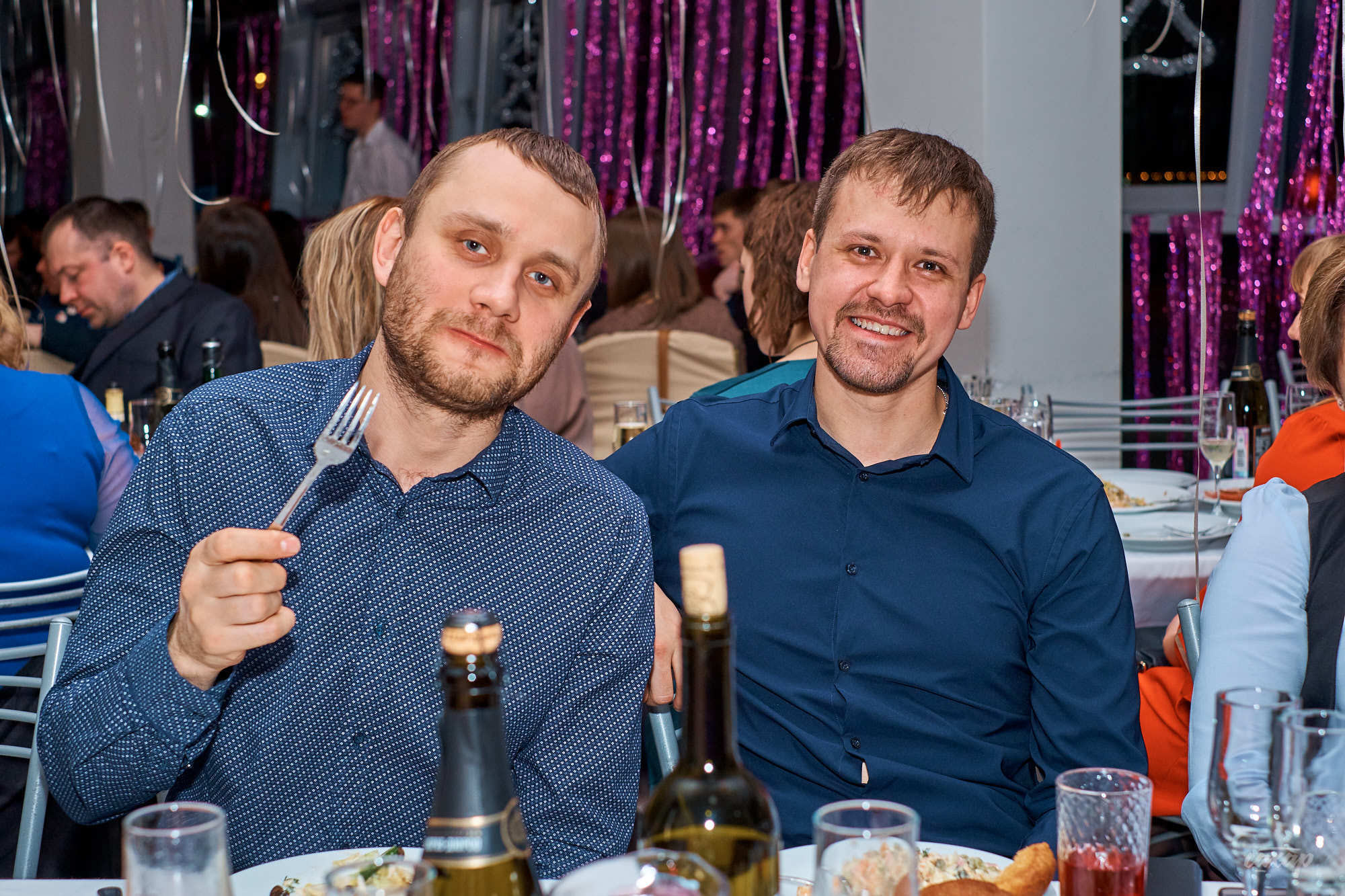 Спортмастер. Новогодний корпоратив. Фотограф на праздник в Екатеринбур. Профессиональный фотограф в Екатеринбурге Юра Сахар