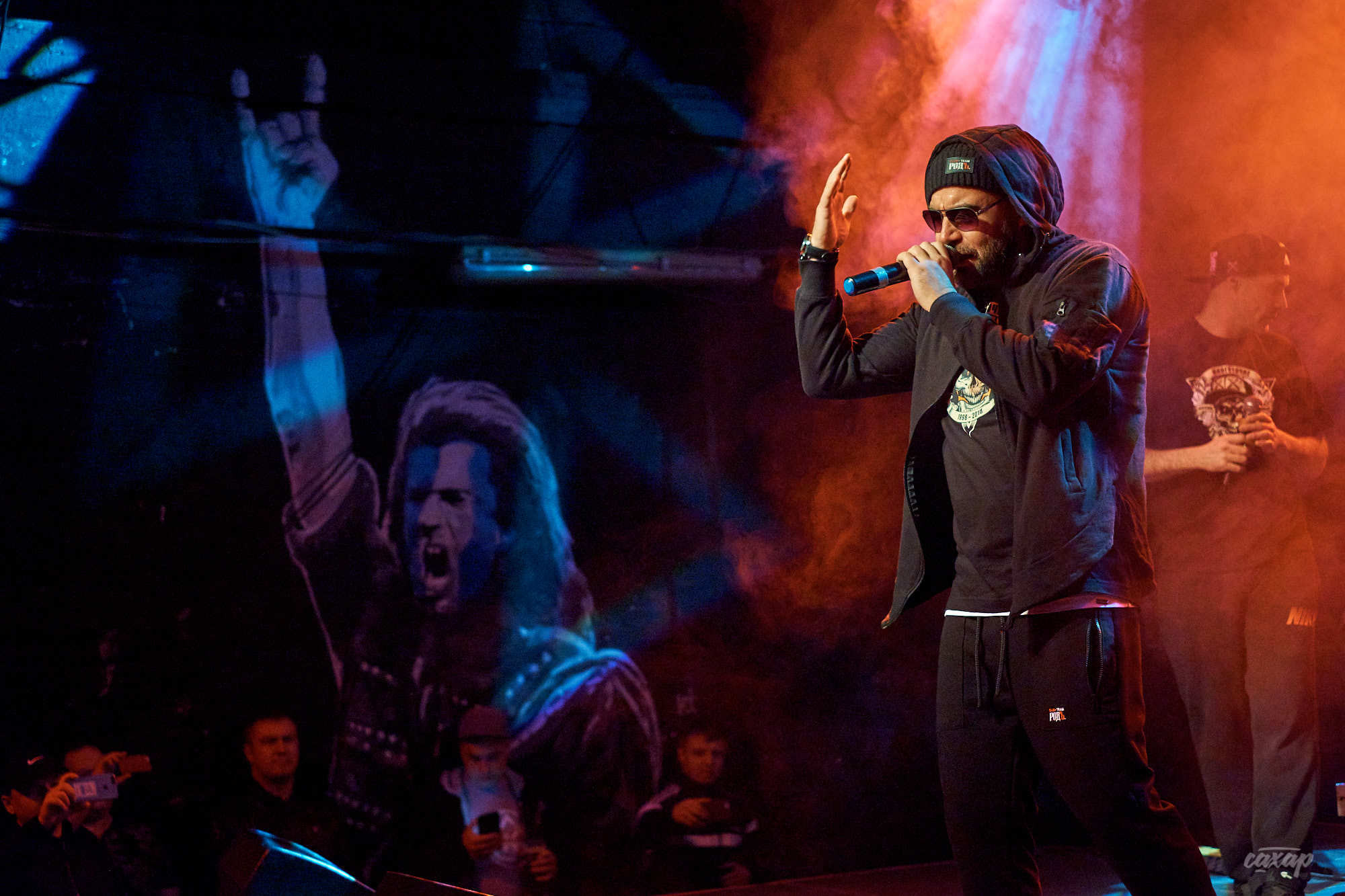 Многоточие, фото с концерта в Екатеринбурге. Свобода концерт холл 2019. Профессиональный фотограф в Екатеринбурге Юра Сахар