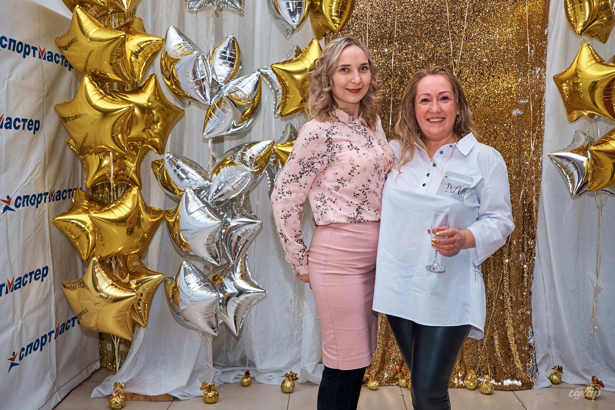 Спортмастер. Новогодний корпоратив. Фотограф на праздник в Екатеринбур. Профессиональный фотограф в Екатеринбурге Юра Сахар