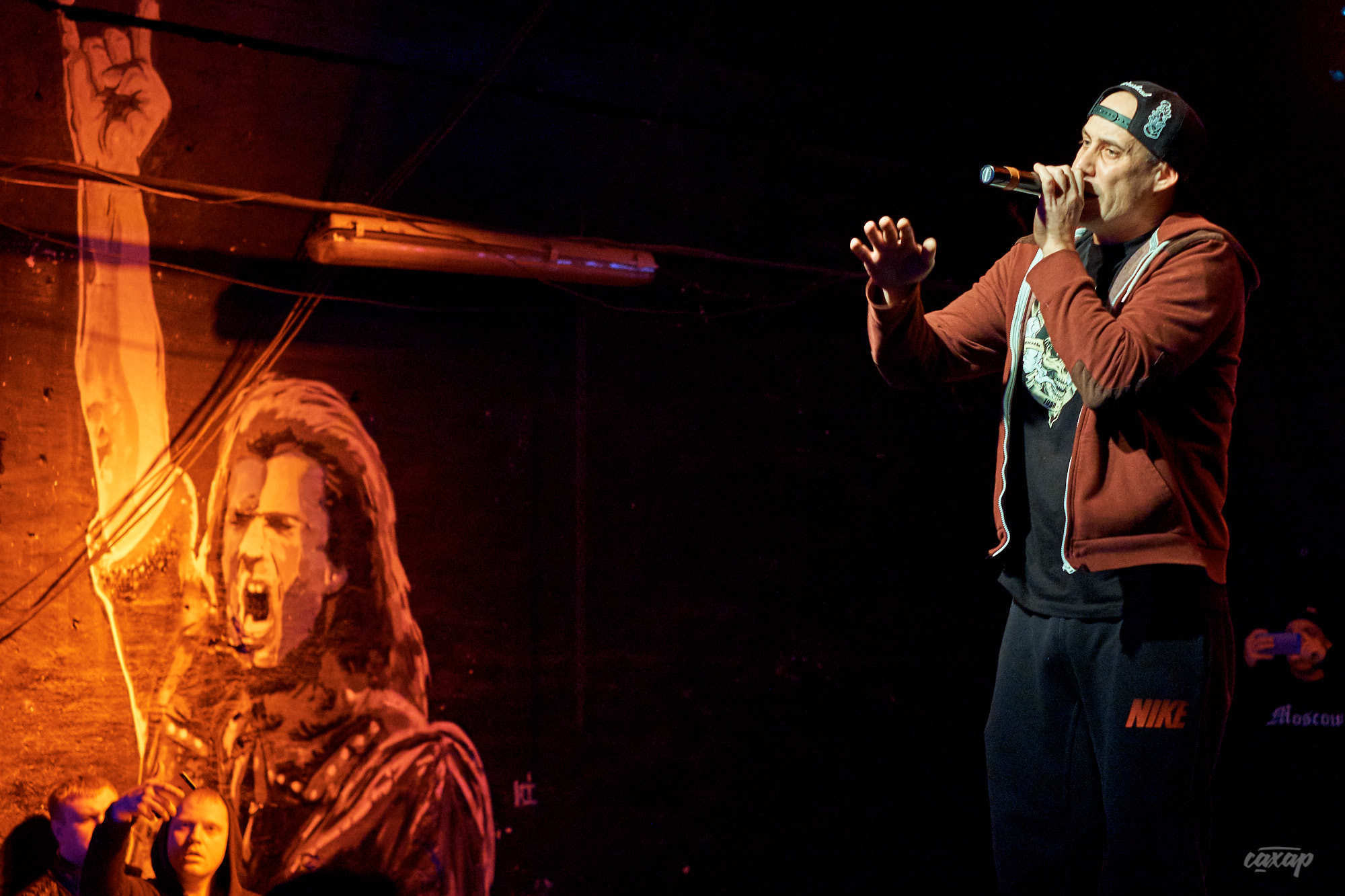 Многоточие, фото с концерта в Екатеринбурге. Свобода концерт холл 2019. Профессиональный фотограф в Екатеринбурге Юра Сахар