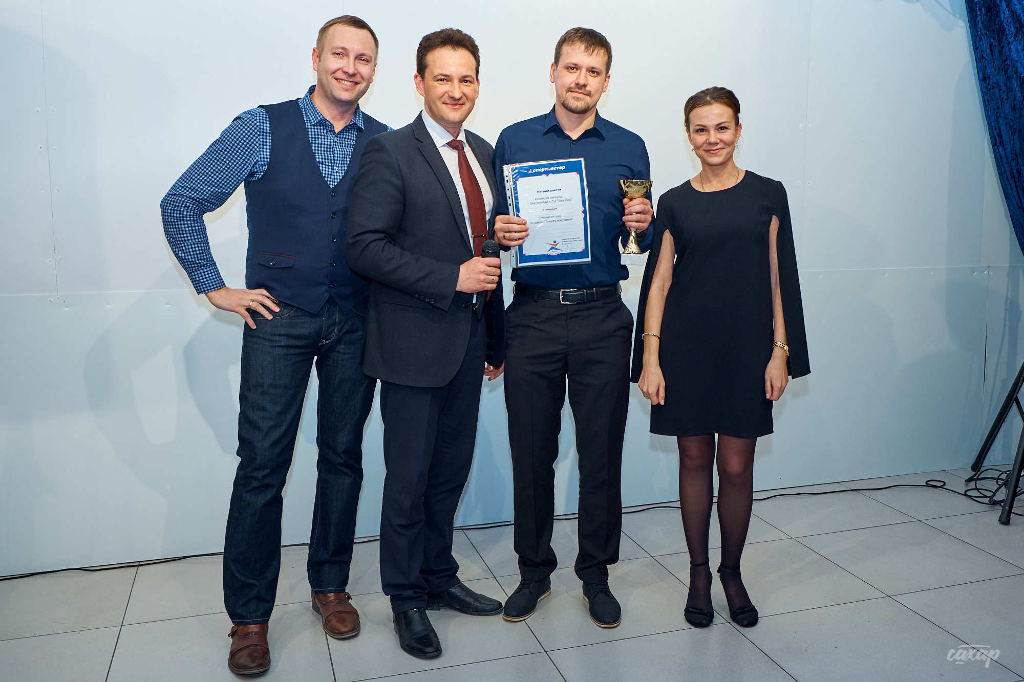 Спортмастер. Новогодний корпоратив. Фотограф на праздник в Екатеринбур. Профессиональный фотограф в Екатеринбурге Юра Сахар