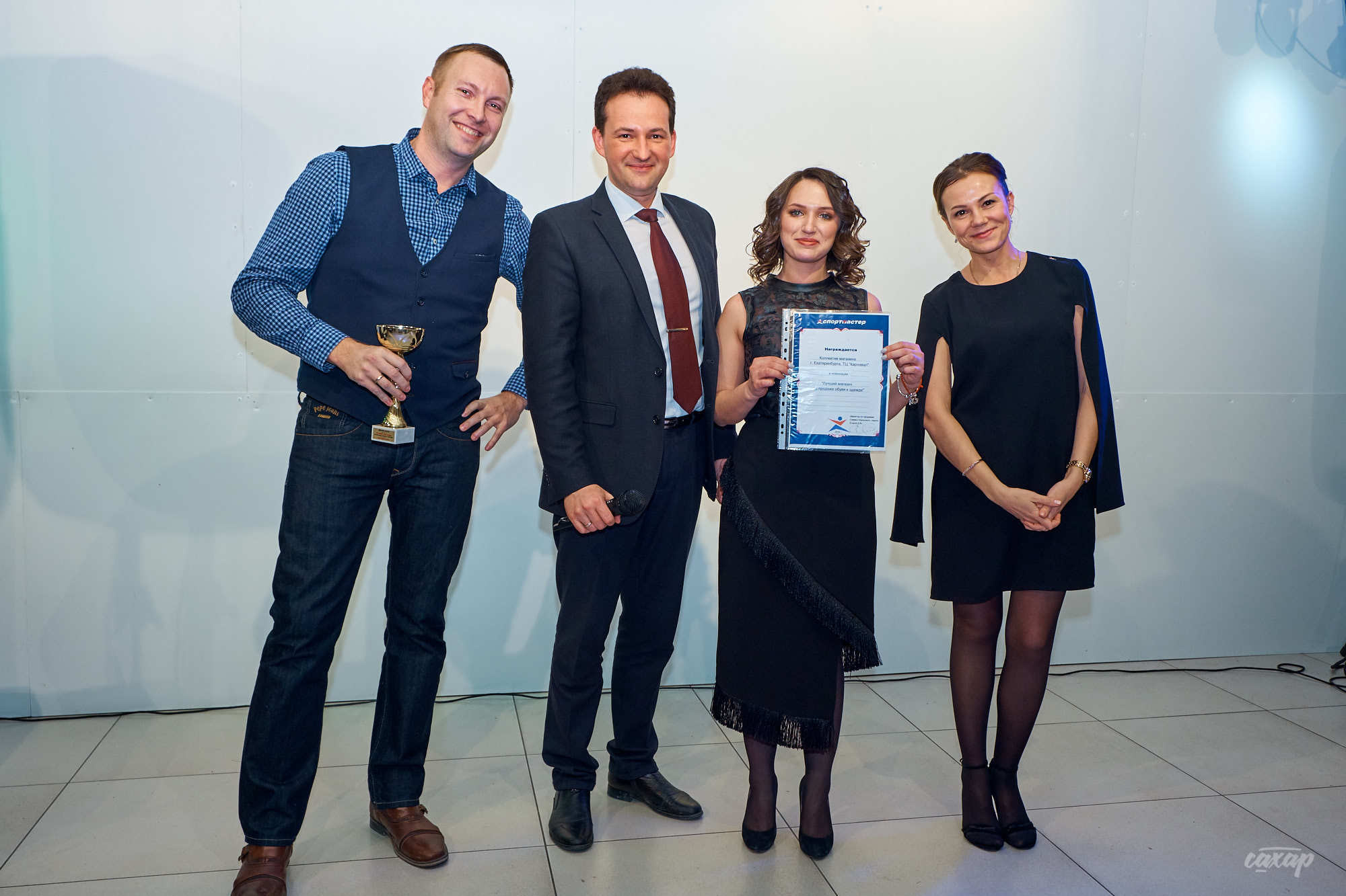 Спортмастер. Новогодний корпоратив. Фотограф на праздник в Екатеринбур. Профессиональный фотограф в Екатеринбурге Юра Сахар