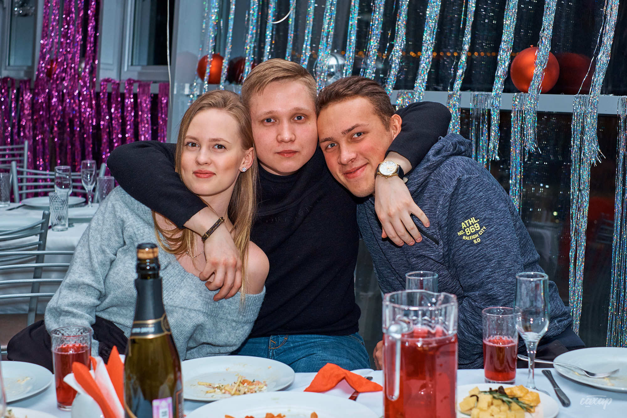 Спортмастер. Новогодний корпоратив. Фотограф на праздник в Екатеринбур. Профессиональный фотограф в Екатеринбурге Юра Сахар