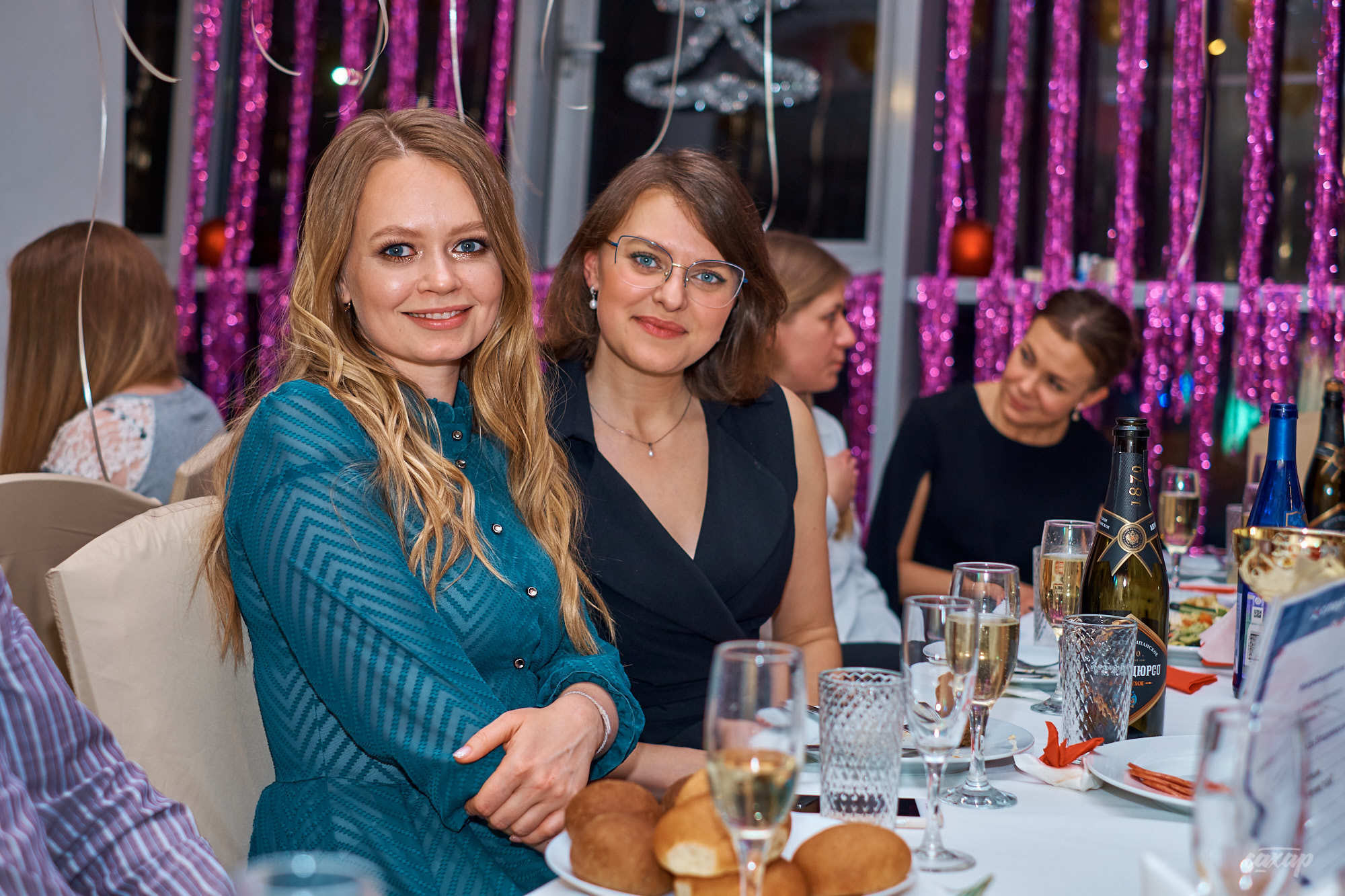 Спортмастер. Новогодний корпоратив. Фотограф на праздник в Екатеринбур. Профессиональный фотограф в Екатеринбурге Юра Сахар