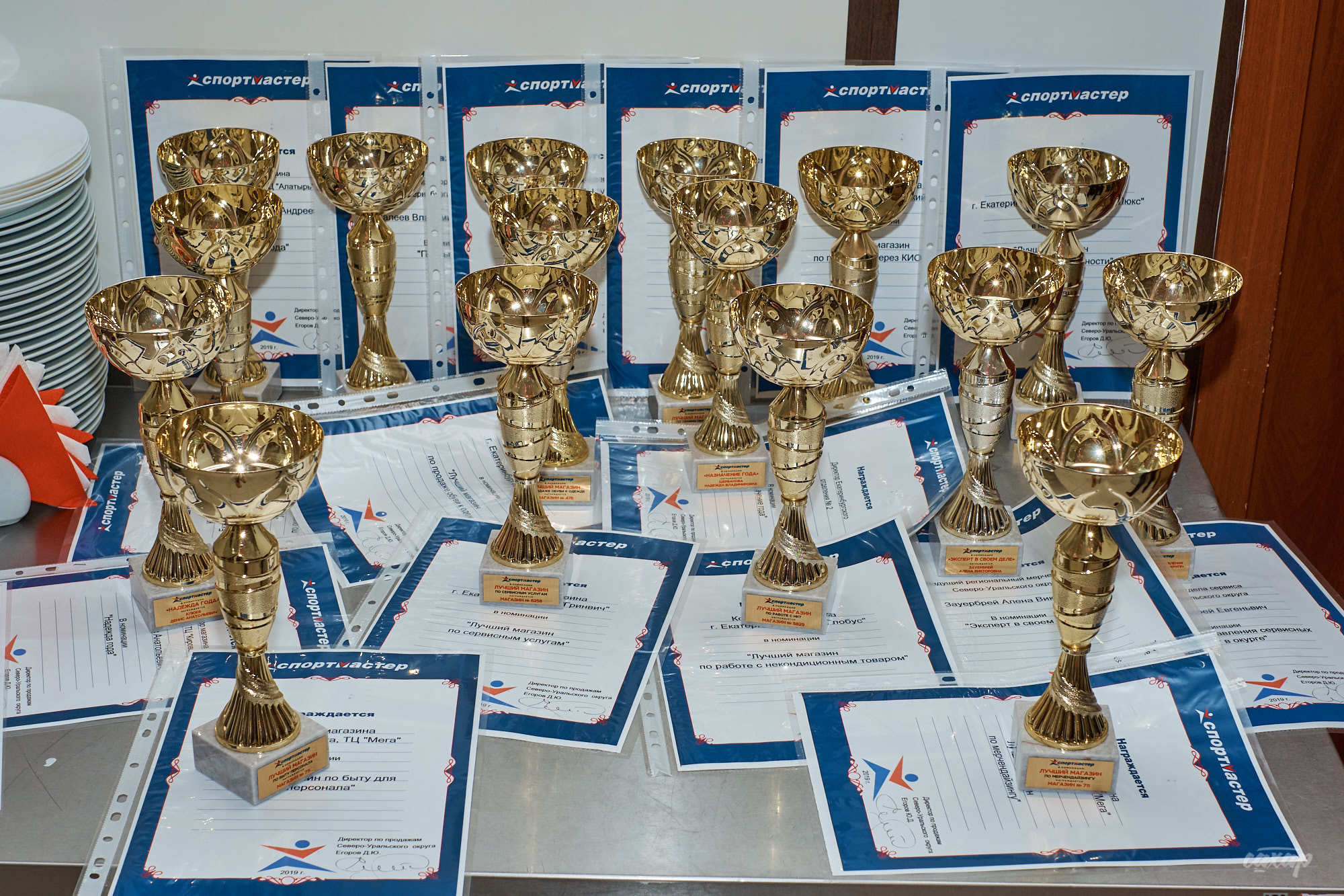 Спортмастер. Новогодний корпоратив. Фотограф на праздник в Екатеринбур. Профессиональный фотограф в Екатеринбурге Юра Сахар