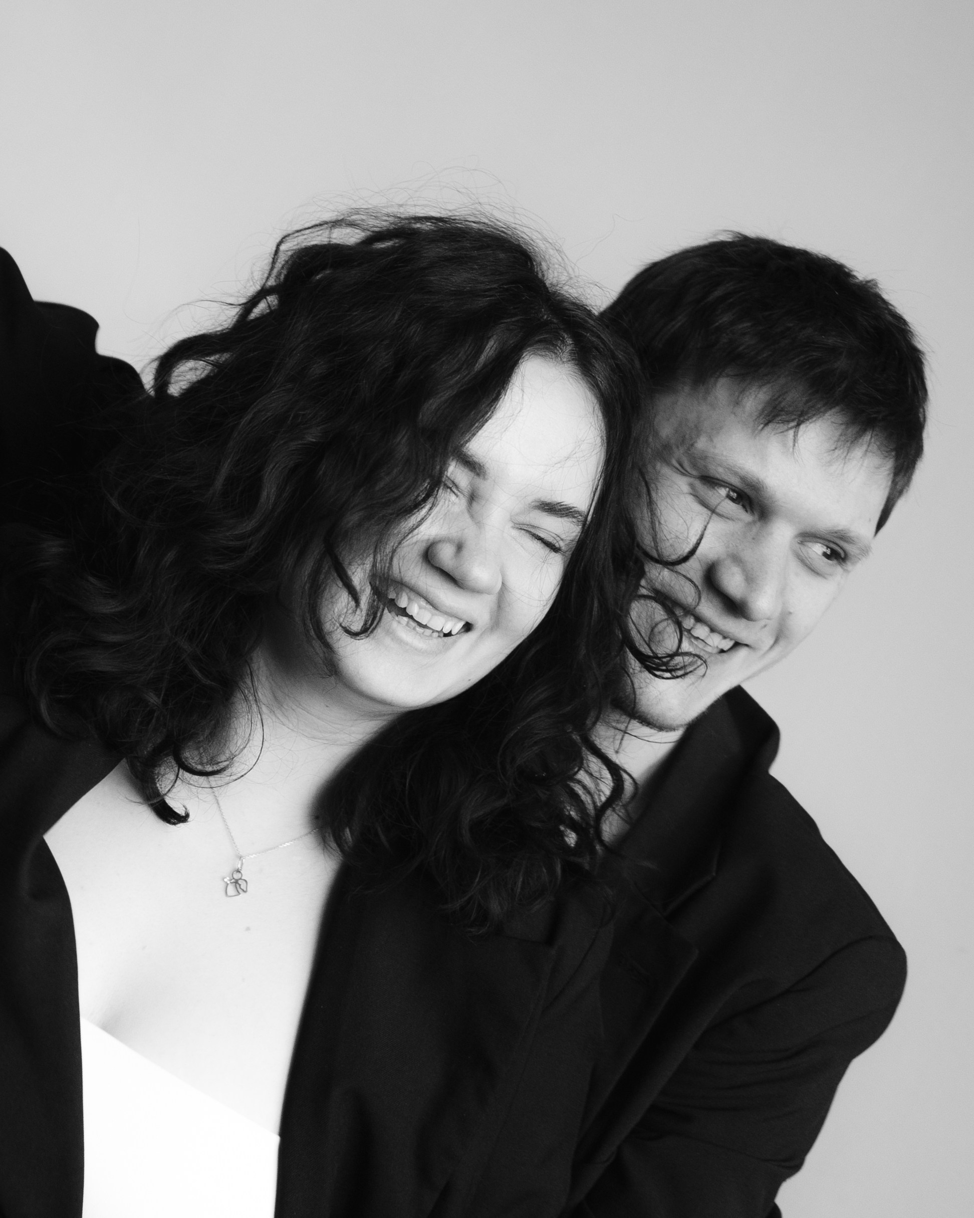 И сошла с ума маргарита вслед за мастером. Свадебный и портретный фотограф в Новосибирске Любовь Исакова