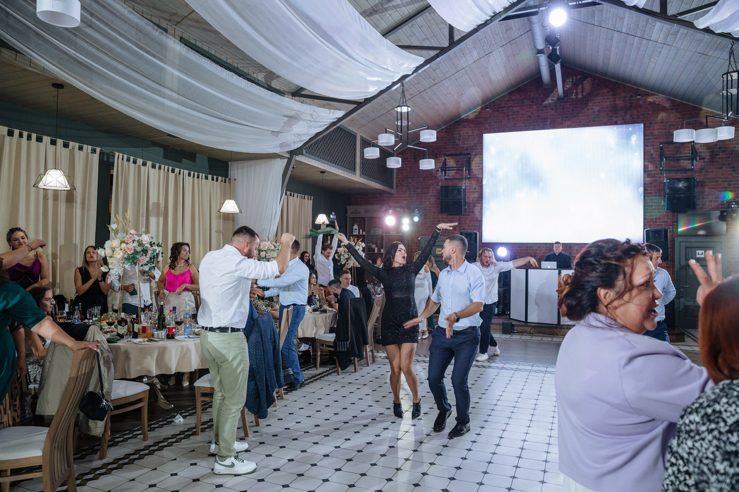 Свадебная фотосессия Никиты и Насти. Профессиональный фотограф в Волгодонске и Ростове Владимир Казак