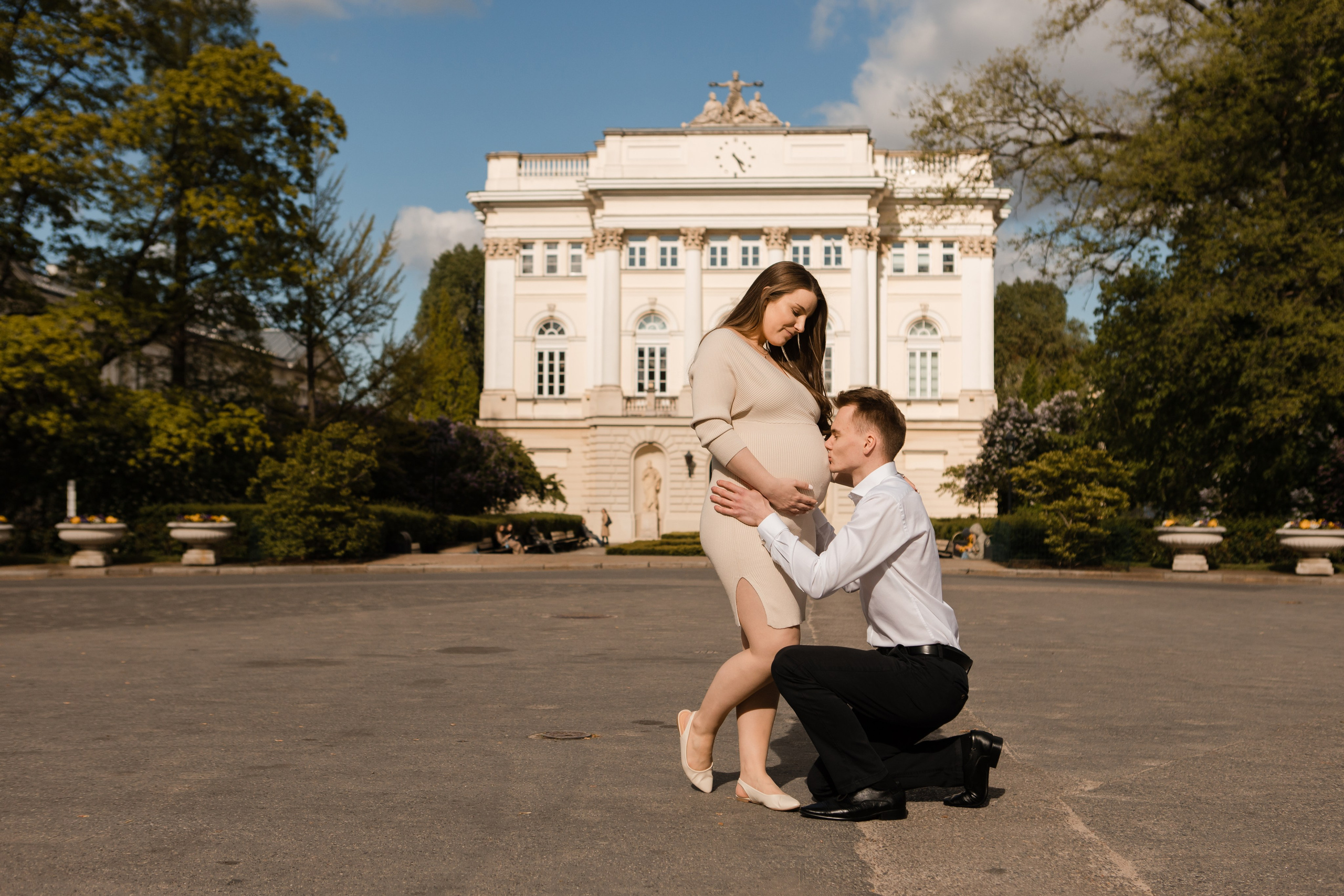 Семейная фотосессия Андрея и Марии. Видеосъемка и фотосъемка свадеб. Фотограф и оператор на свадьбу. Видеосъемка подкастов, собственная видео-фотостудии. Предметная фотосъемка