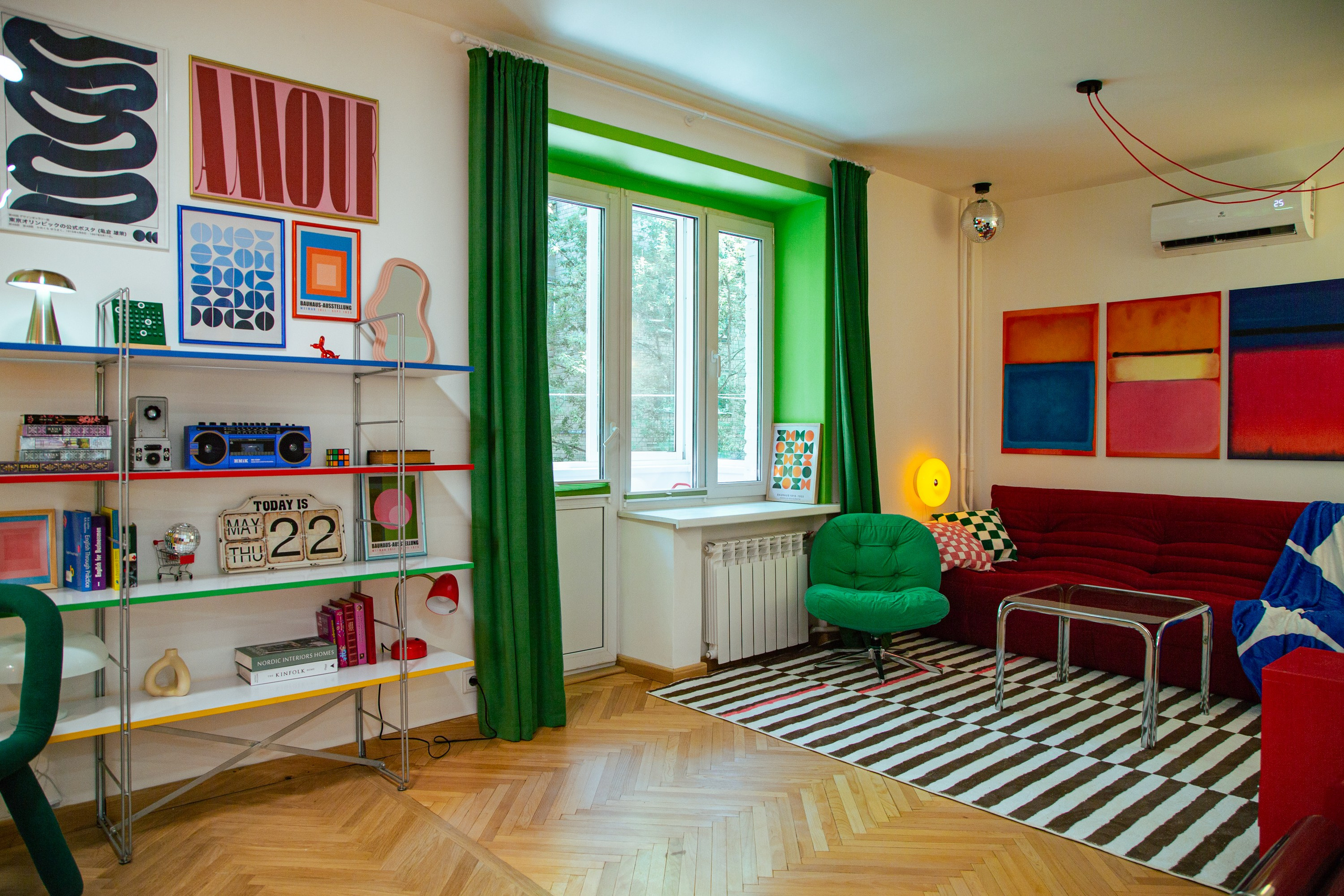 Дофаминовый интерьер. Фотограф Оля Батист