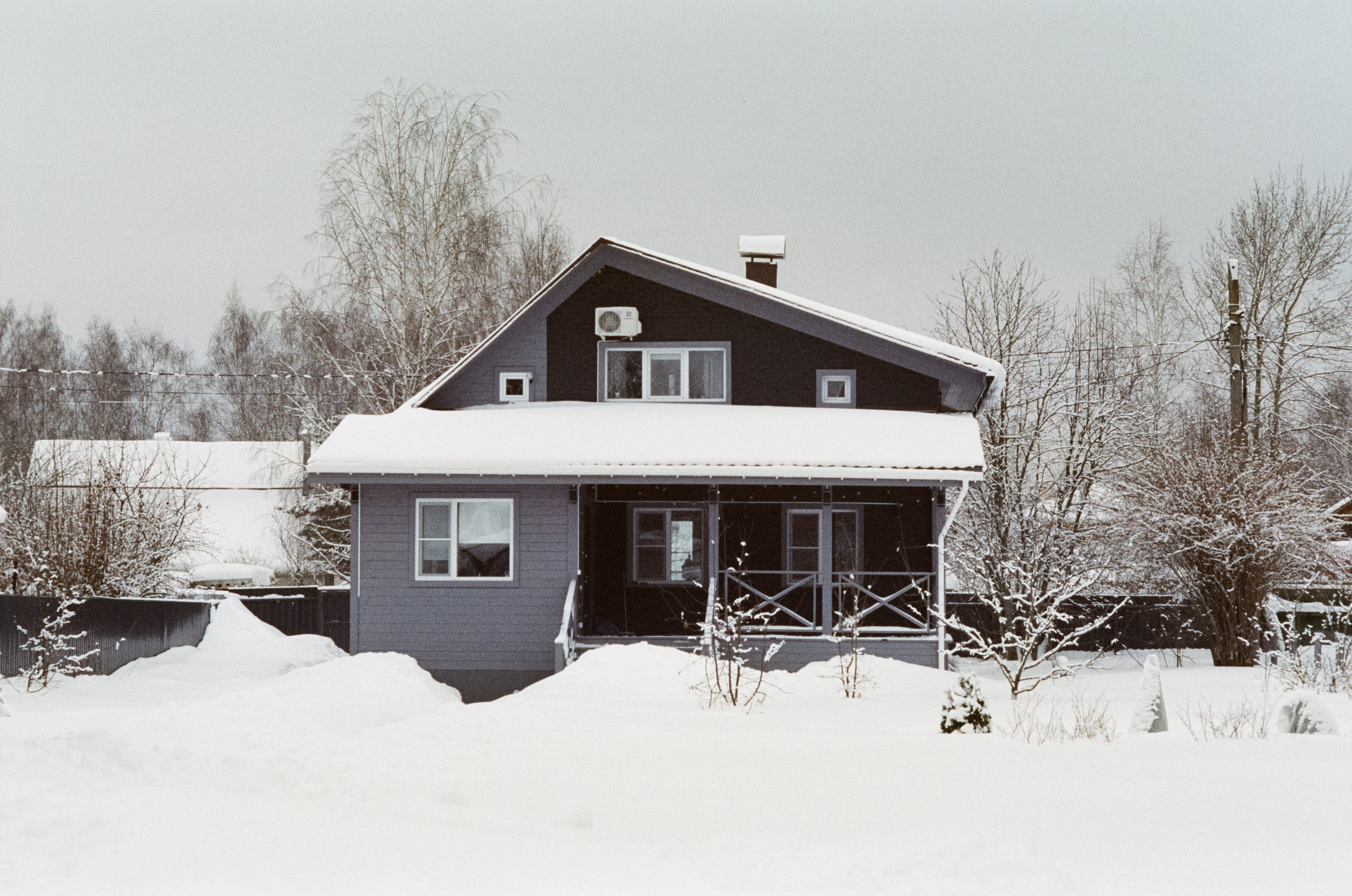 SFL 500T (Kodak Vision 3 500T) / Canon T80 / Canon FD 85 mm f1.2 L