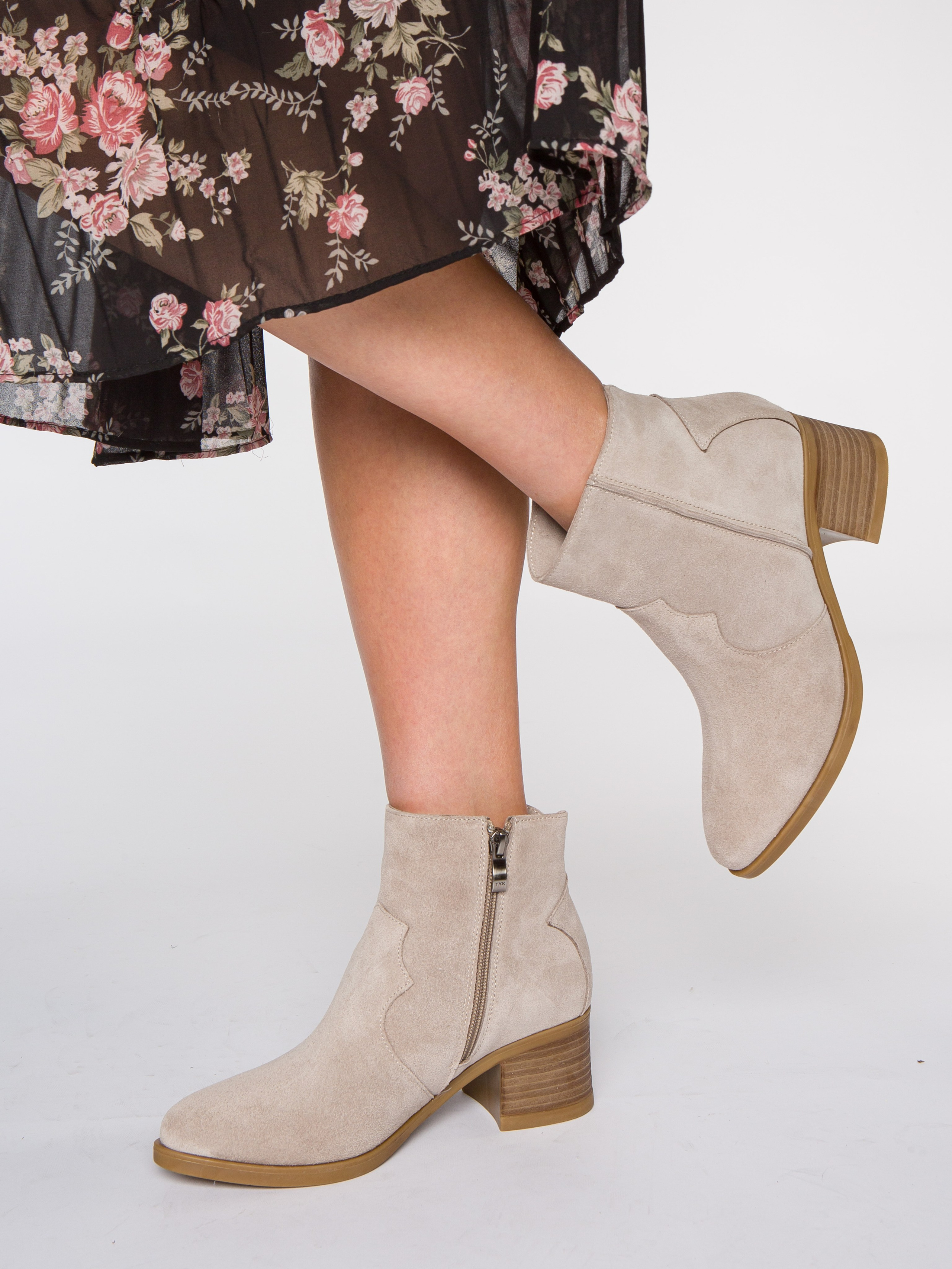 Обувь на модели. Фотограф Мария Кольцова