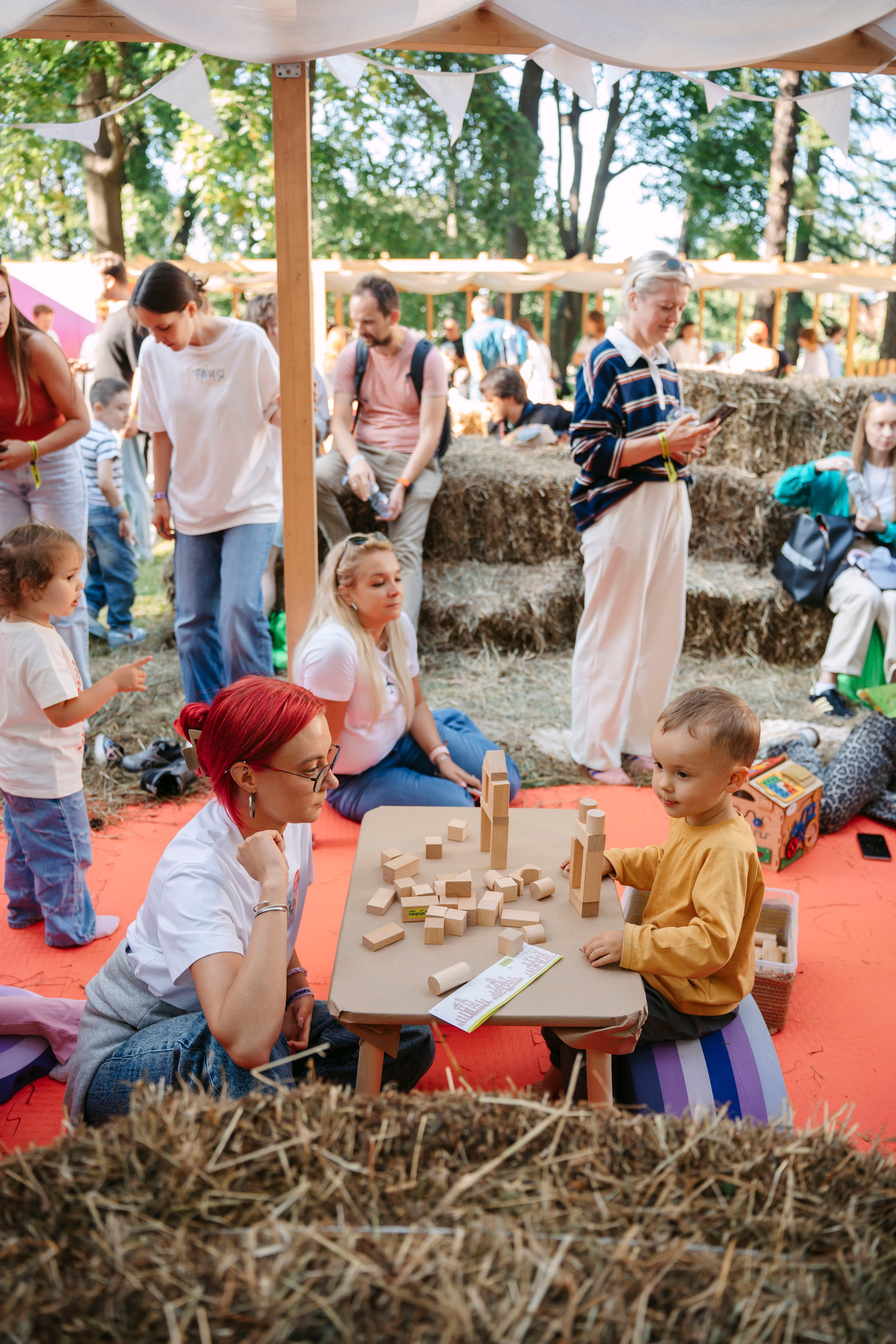 Брусника х Пикник Афиши / 2025. Саша Копылов, фотограф в Казани