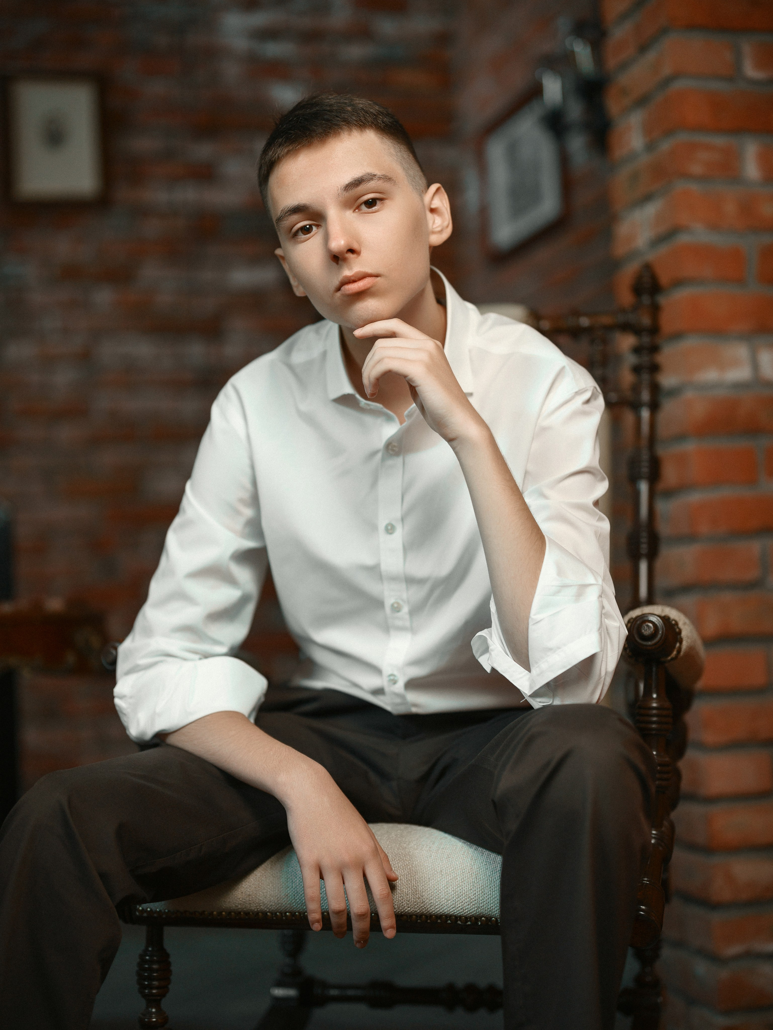 Примеры стилизации портретов и нестандартного света. Фотограф Олег Сотник